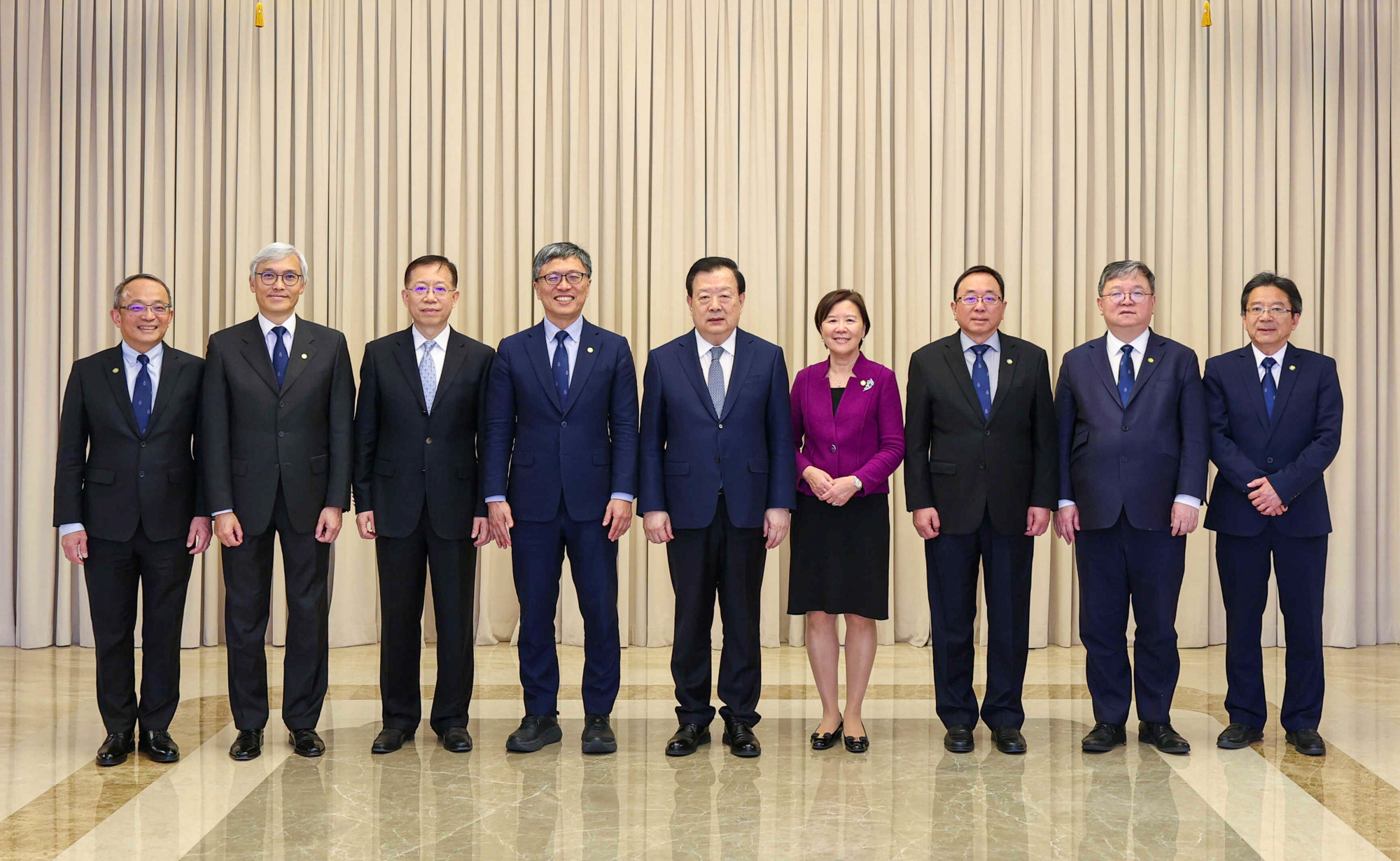 Xia Baolong (centre) has met Council Chairman Harry Shum and President Nancy Ip of the Hong Kong University of Science and Technology (HKUST). Photo: handout Xia Baolong (centre) has met Council Chairman Harry Shum and President Nancy Ip of the Hong Kong University of Science and Technology (HKUST). Photo: handout