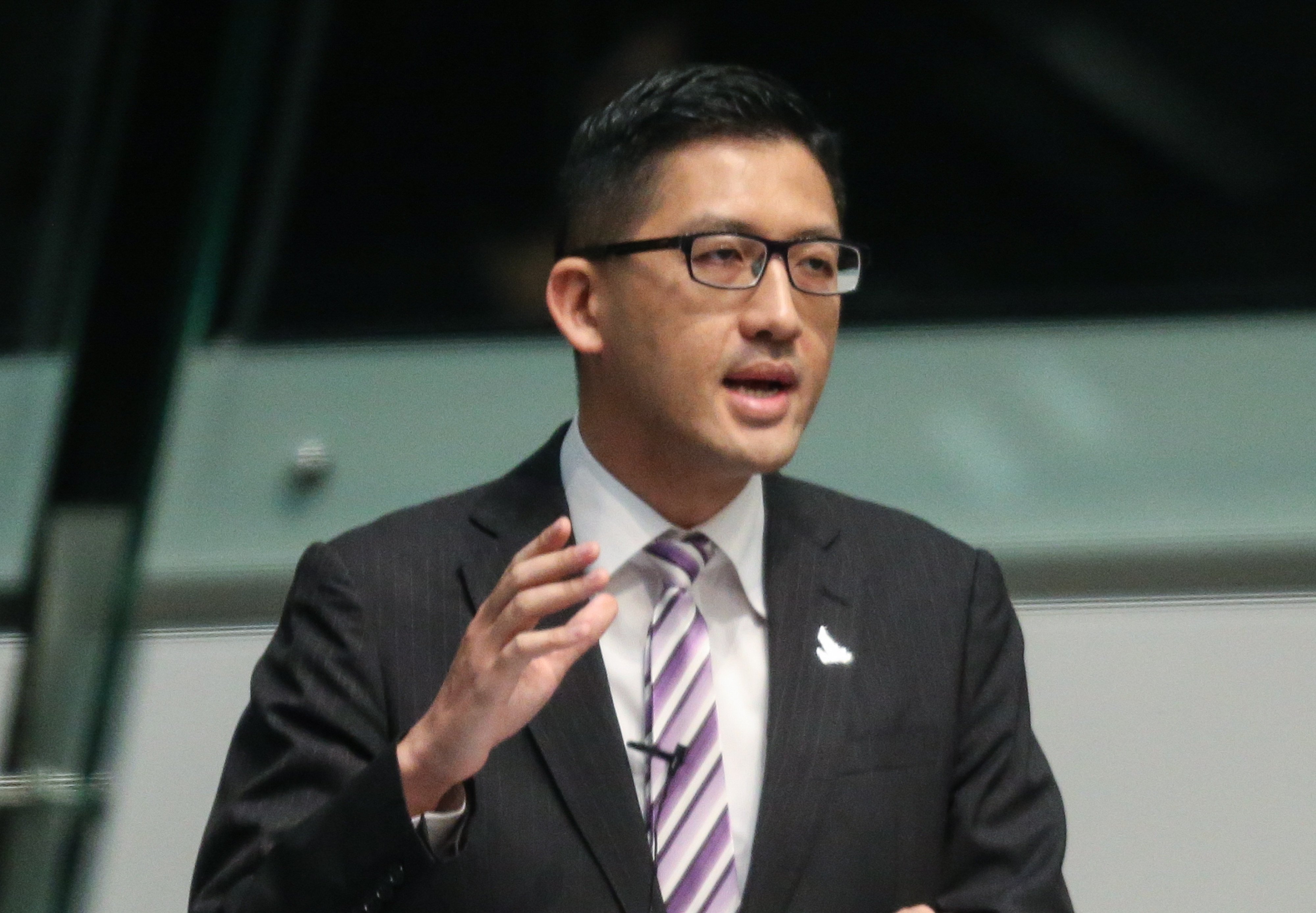 Lawmaker Lam Cheuk-ting attends Legco meeting debating motion on expectations for next Chief Executive. 11JAN17 SCMP/K. Y. Cheng