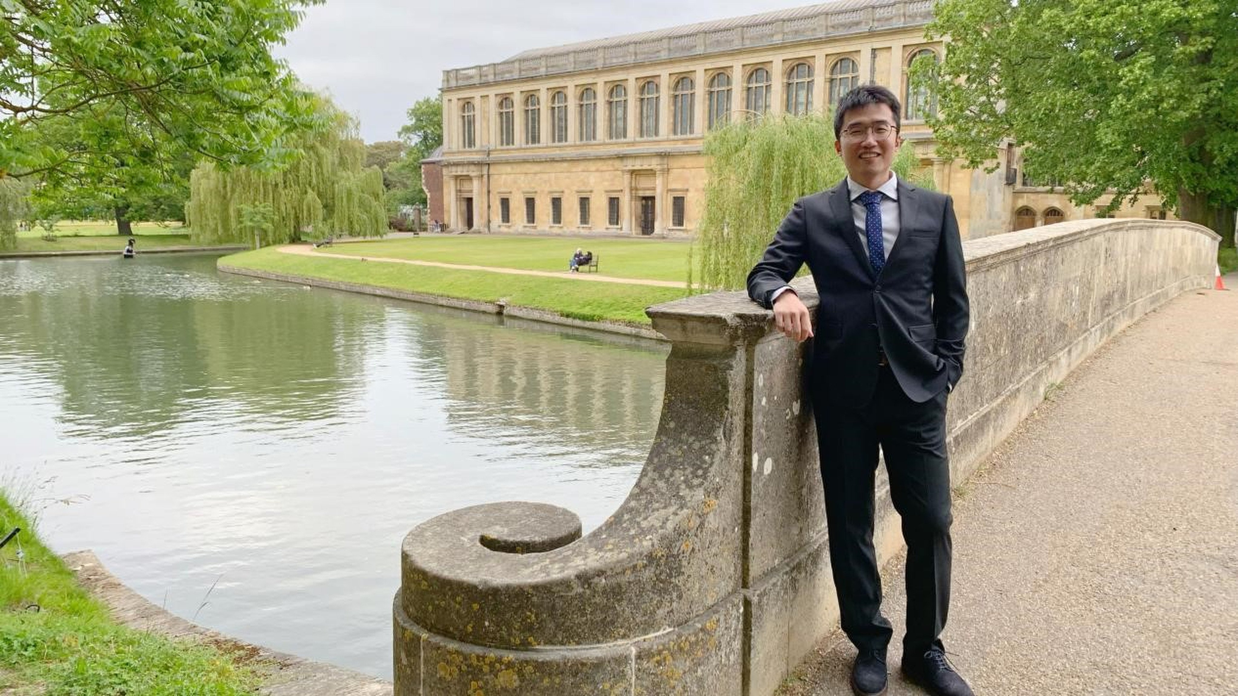 Pan Linfeng, who spent nearly five years as a postdoctoral researcher at Cambridge University’s historic Cavendish Laboratory, has taken up a cutting-edge position in China. Photo: Thepaper.cn