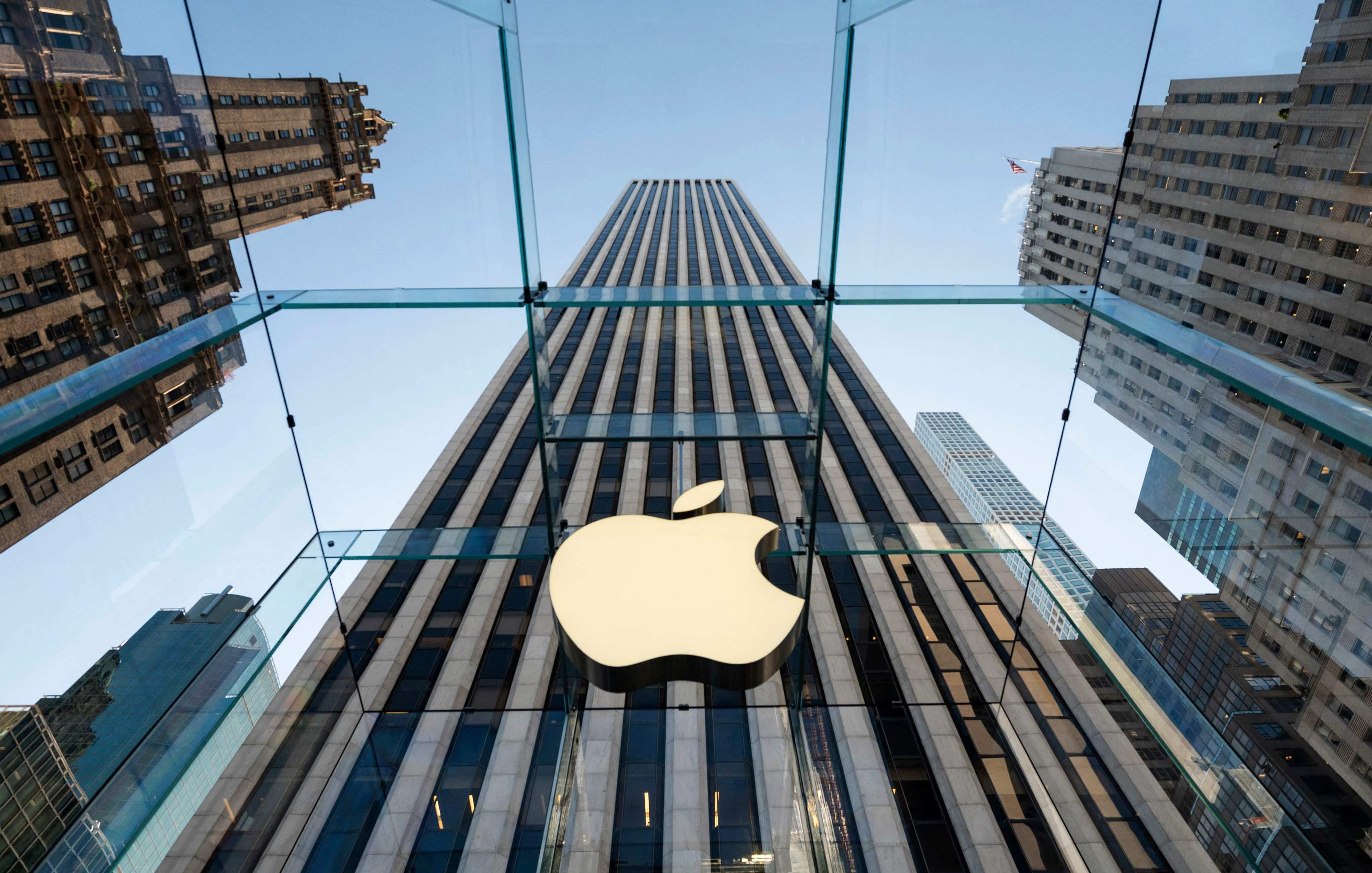 A view of the Apple Store and company logo on Fifth Avenue in New York City. Photo: AFP