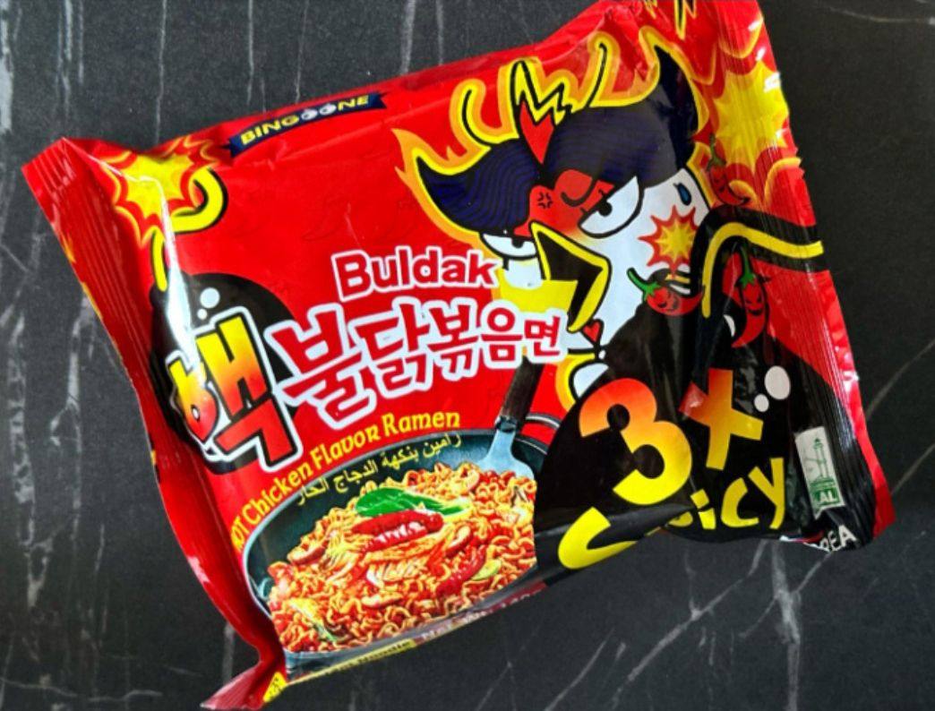 A fake version of the Buldak spicy chicken ramen. Photo: Facebook/Seo Kyoung-duk