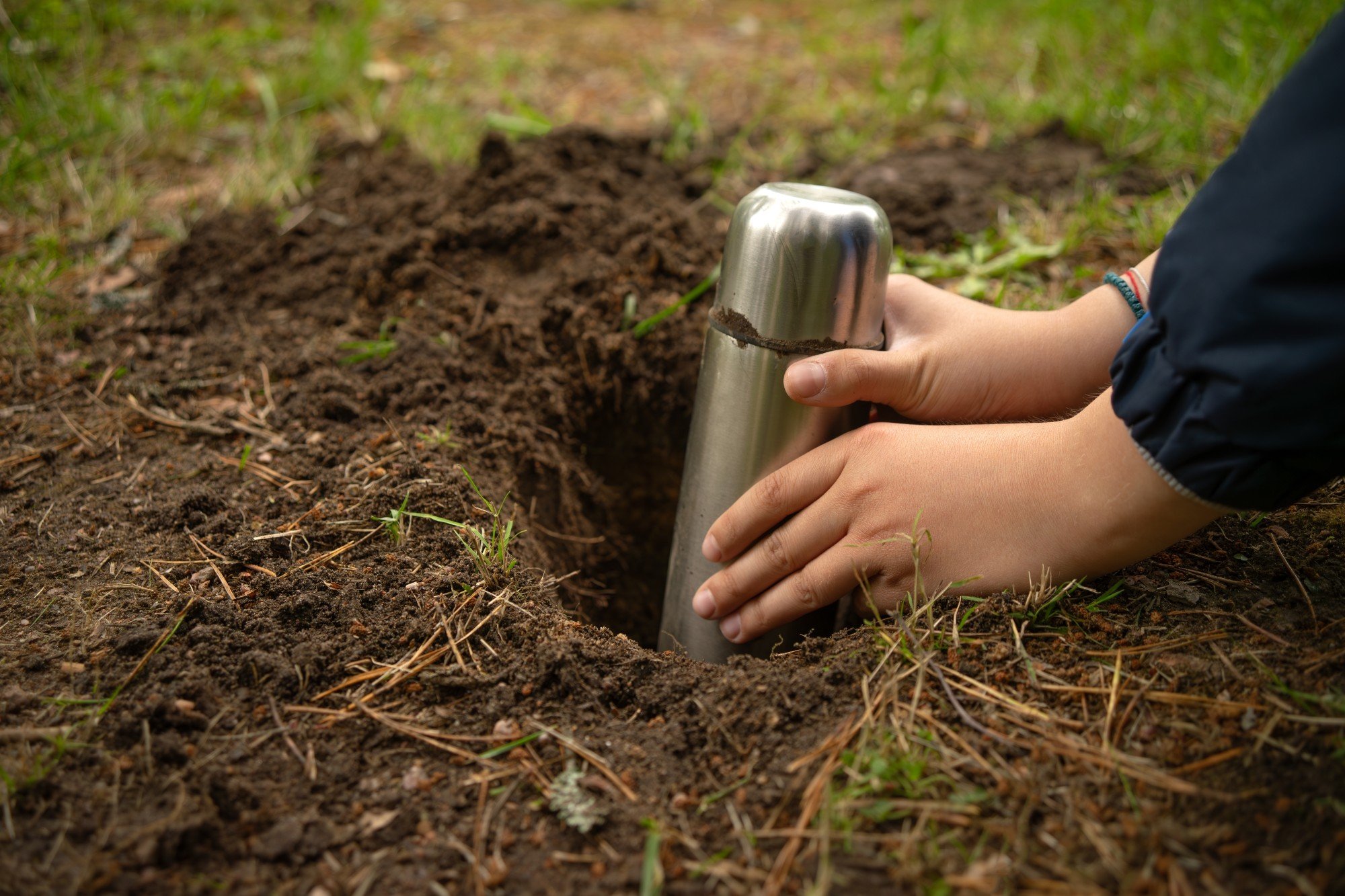 A commenter noted that Japanese primary school graduates traditionally write letters to their future selves and bury them. Photo: Shutterstock