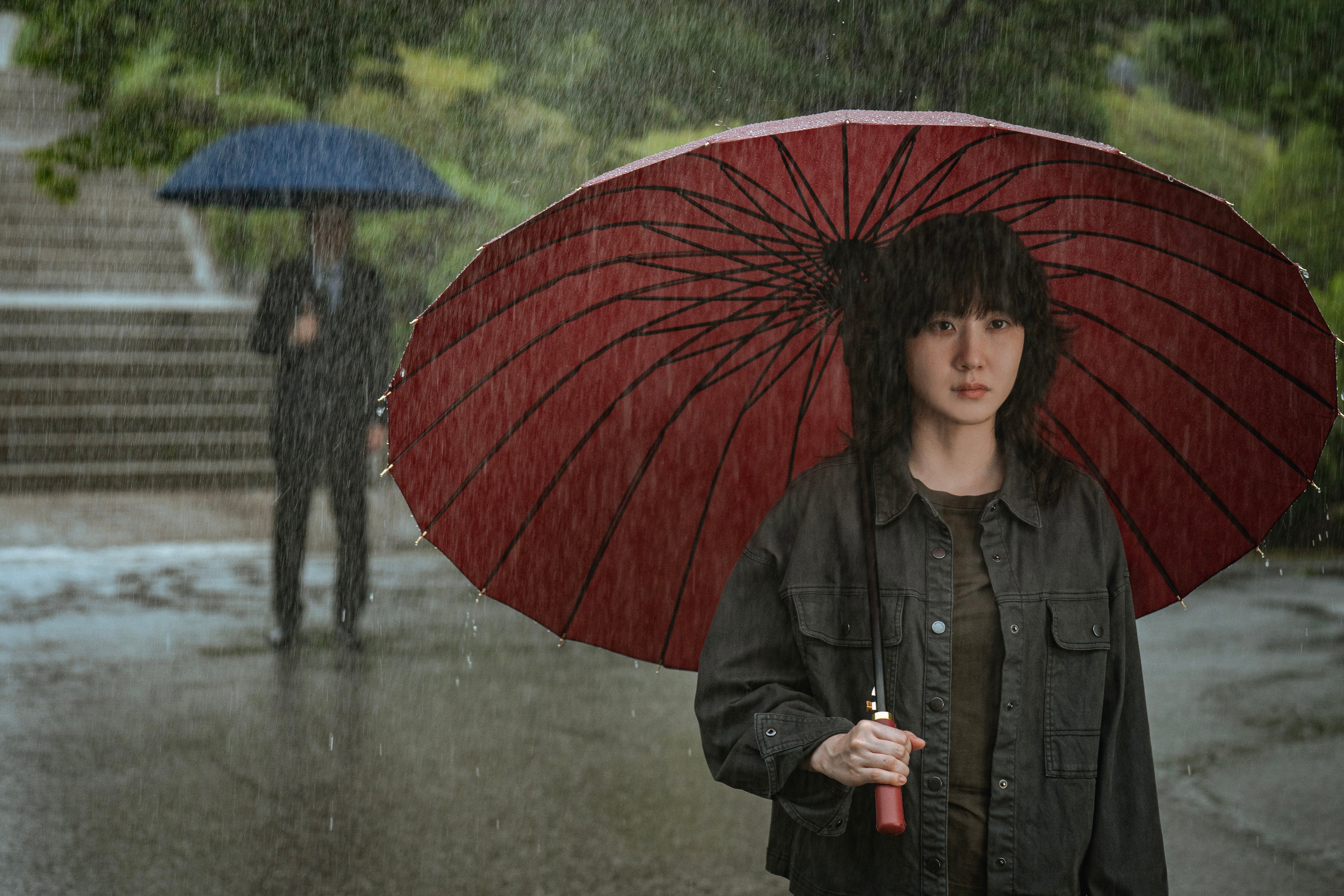 Park Eun-bin as surgeon Jung Se-ok in a still from Hyper Knife, a Korean drama series co-starring Sul Kyung-gu on Disney+. Photo: Online
