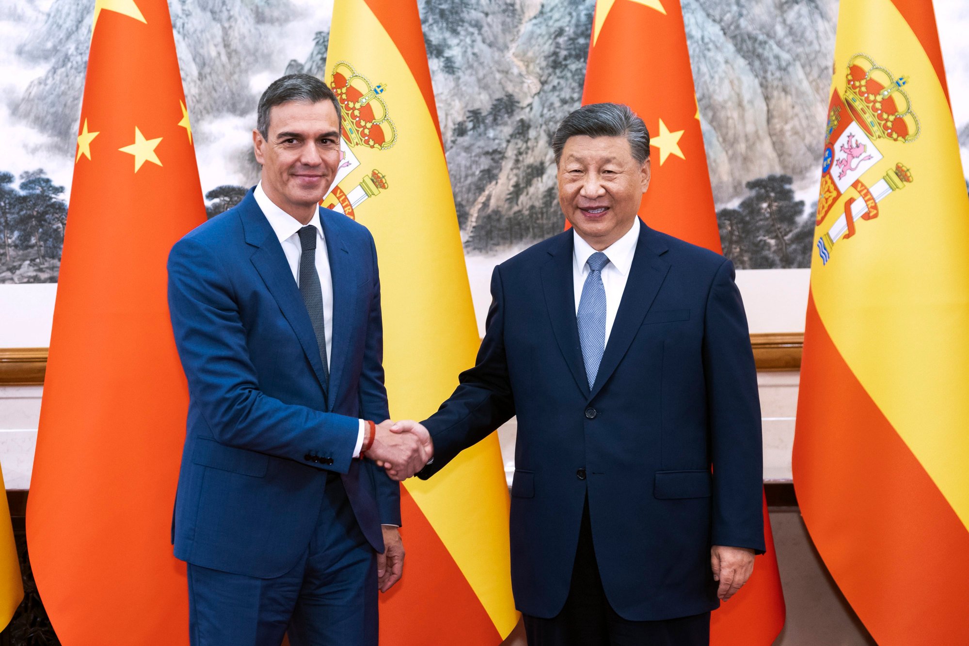 Spanish Prime Minister Pedro Sanchez (left) meets with Chinese President Xi Jinping in Beijing on September 9, 2024. Sanchez’s visit this week marks his third trip in two years. Photo: Xinhua via AP Spanish Prime Minister Pedro Sanchez (left) meets with Chinese President Xi Jinping in Beijing on September 9, 2024. Sanchez’s visit this week marks his third trip in two years. Photo: Xinhua via AP