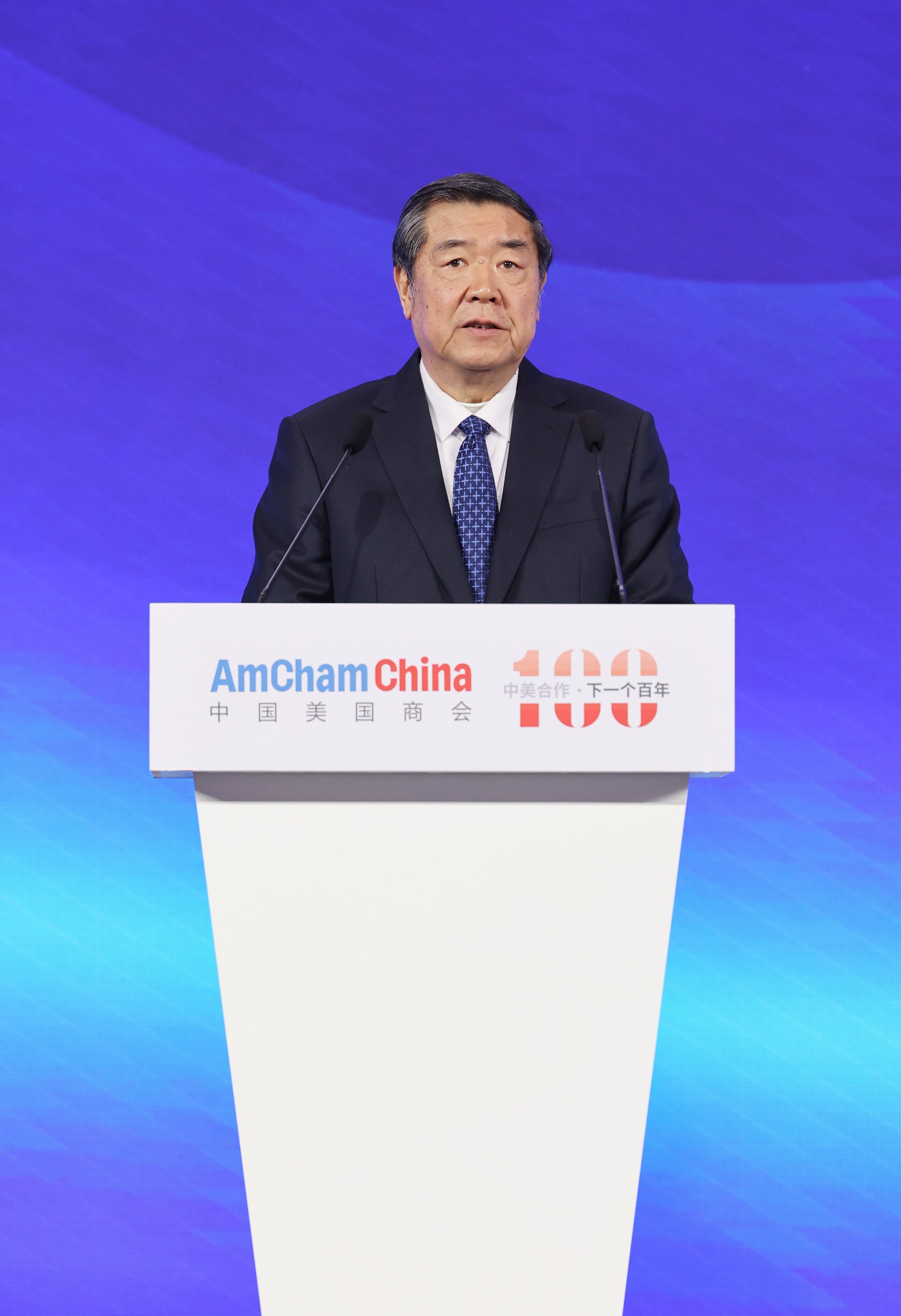 Chinese Vice-Premier He Lifeng addresses the annual appreciation dinner of the American Chamber of Commerce in Beijing on February 28. He is expected to take part in US-China trade talks. Photo: Xinhua