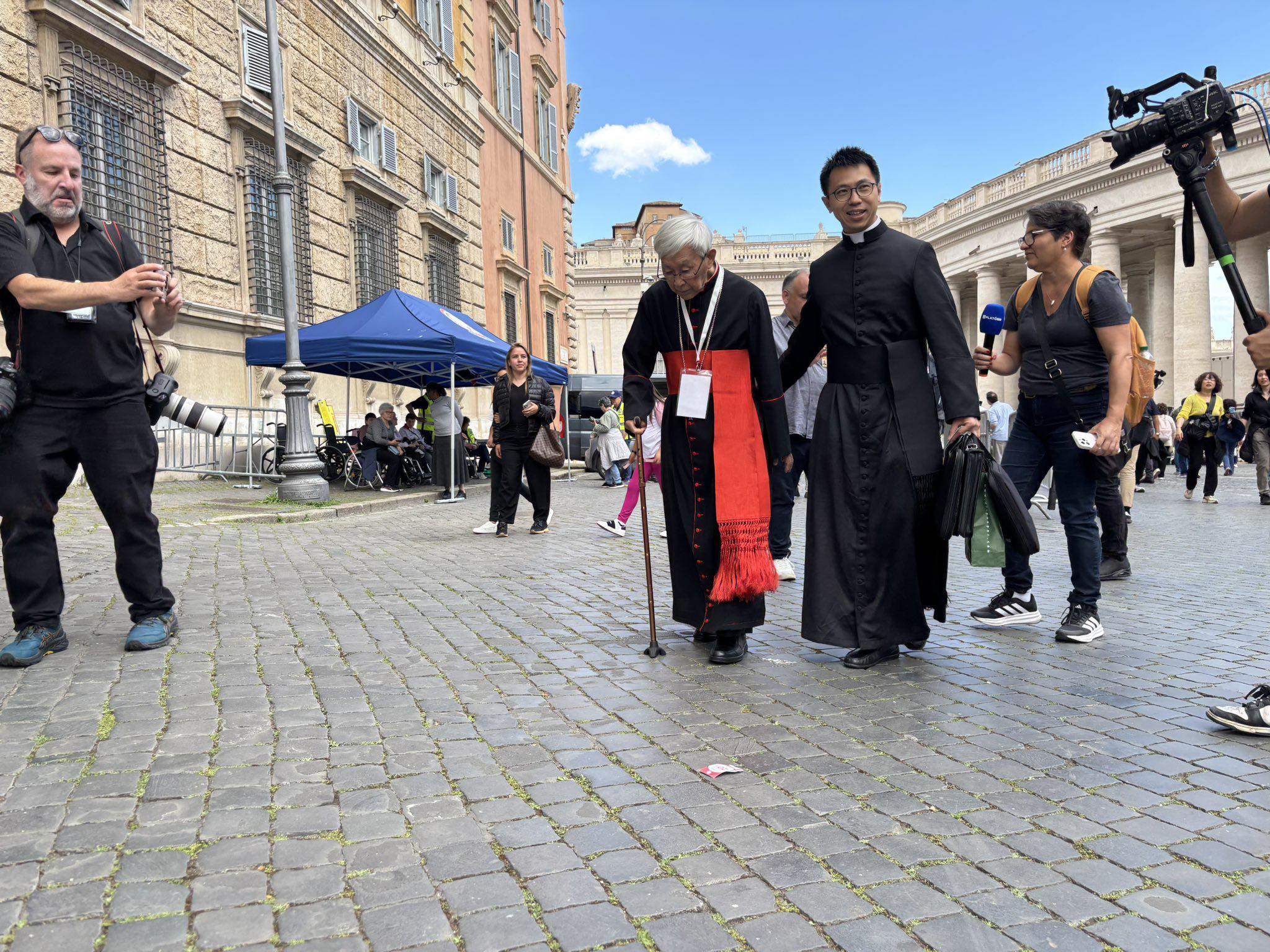 Retired Hong Kong Cardinal Joseph Zen left Hong Kong last Wednesday for the funeral in Rome after a local court temporarily granted the return of his passport. Photo: SCMP