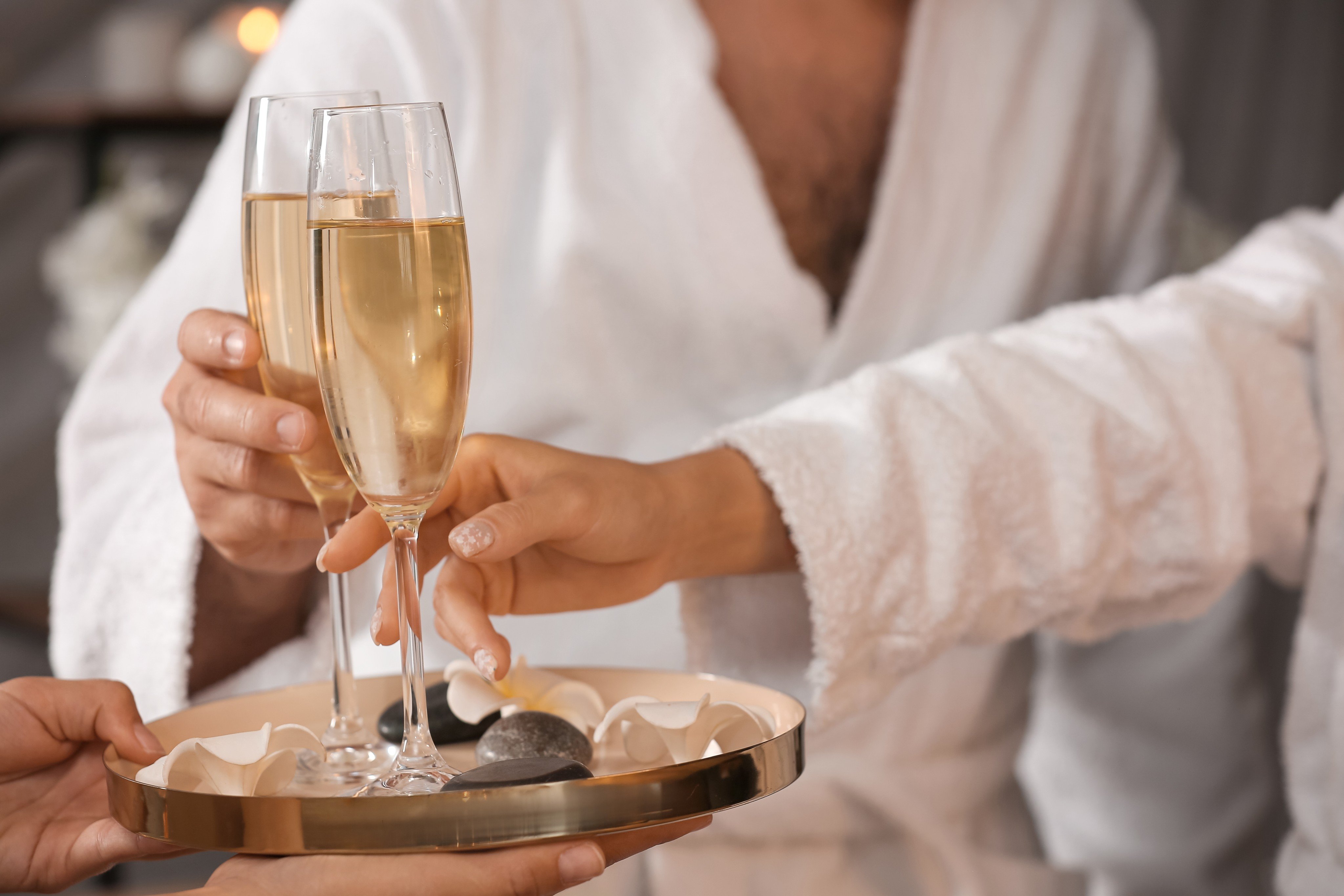 A Chinese-led study has found a cardioprotective effect associated with champagne and white wine consumption. Photo: Shutterstock