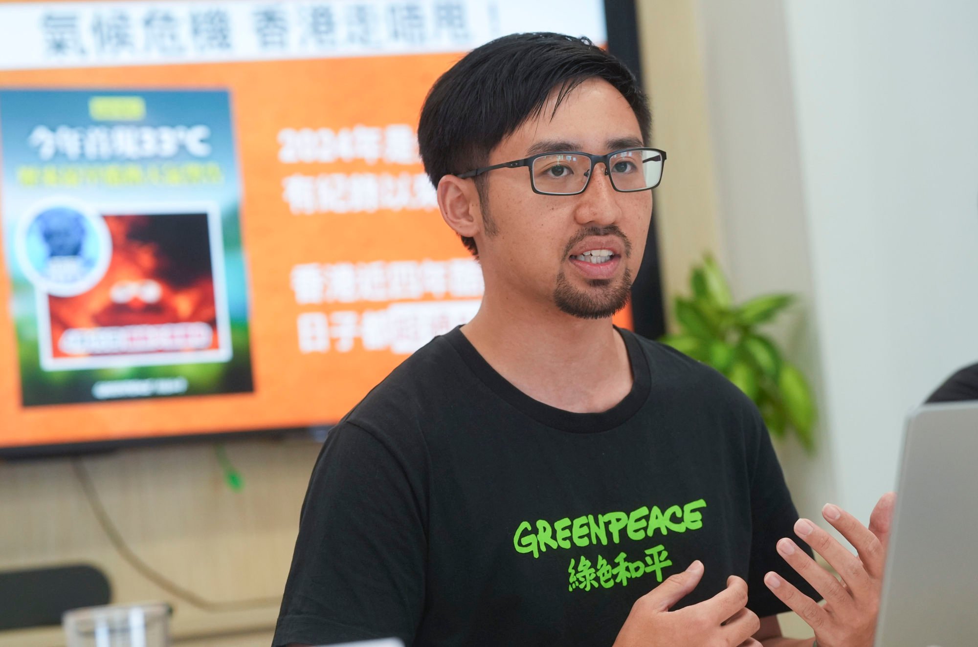 Tom Ng, project officer of Greenpeace revealed that 80 per cent of survey respondents reported experiencing heat-related illnesses during work. Photo: Elson Li Tom Ng, project officer of Greenpeace revealed that 80 per cent of survey respondents reported experiencing heat-related illnesses during work. Photo: Elson Li