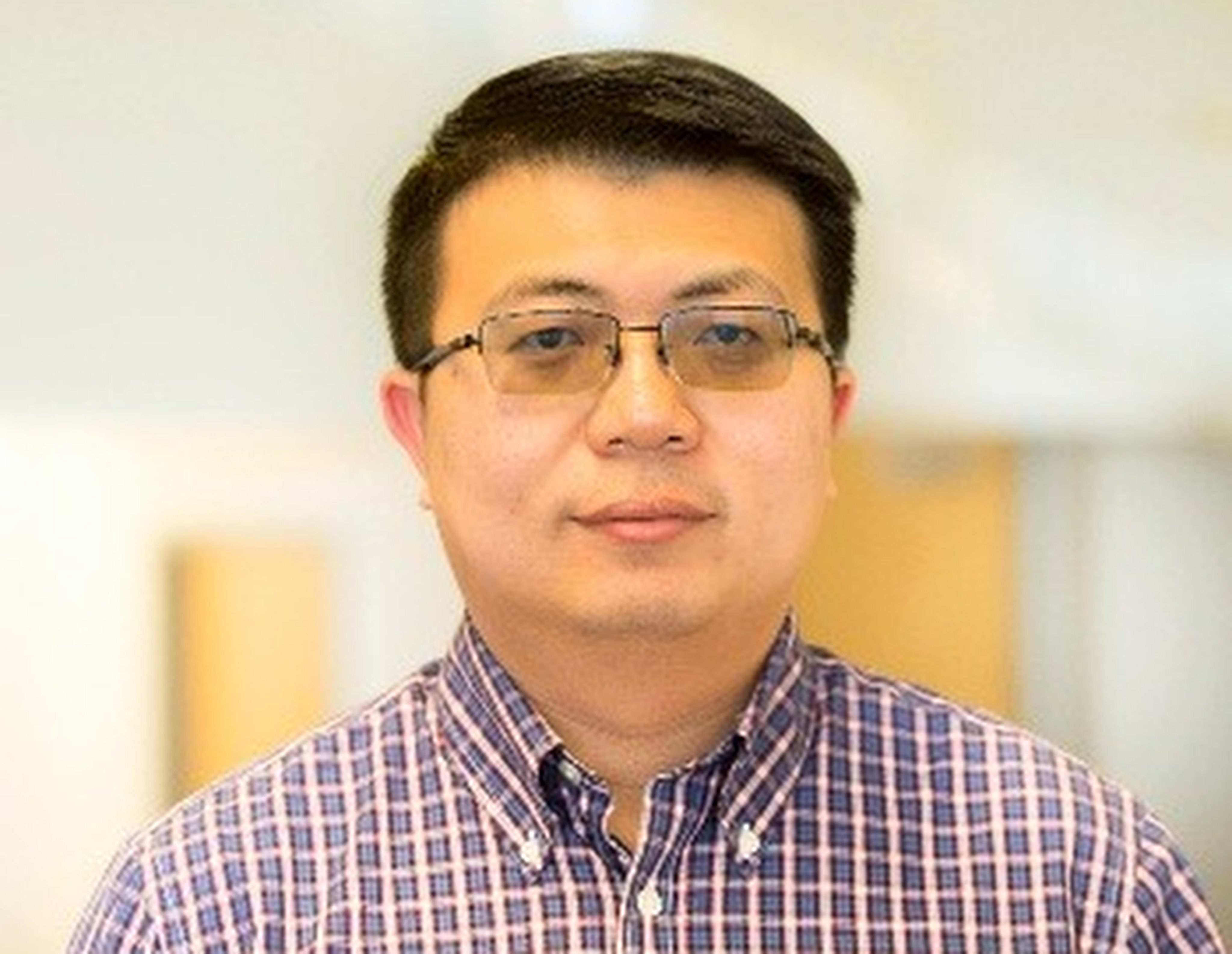 Award-winning young materials scientist Li Yongxi has left the US in favour of a research position in China. Photo: Nanjing University