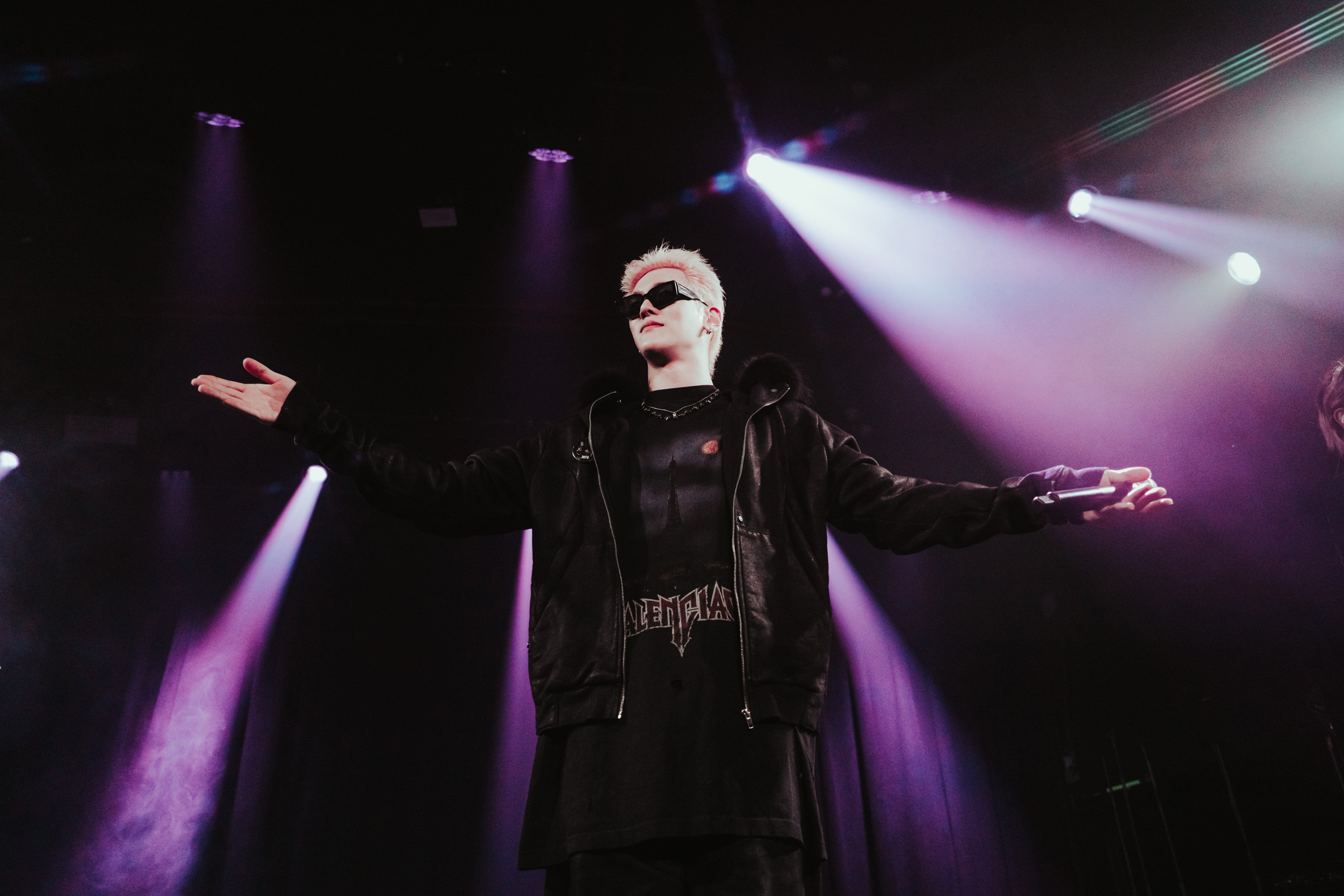 Bain at the concert in Los Angeles where he came out as gay. Photo: Bluedot Entertainment