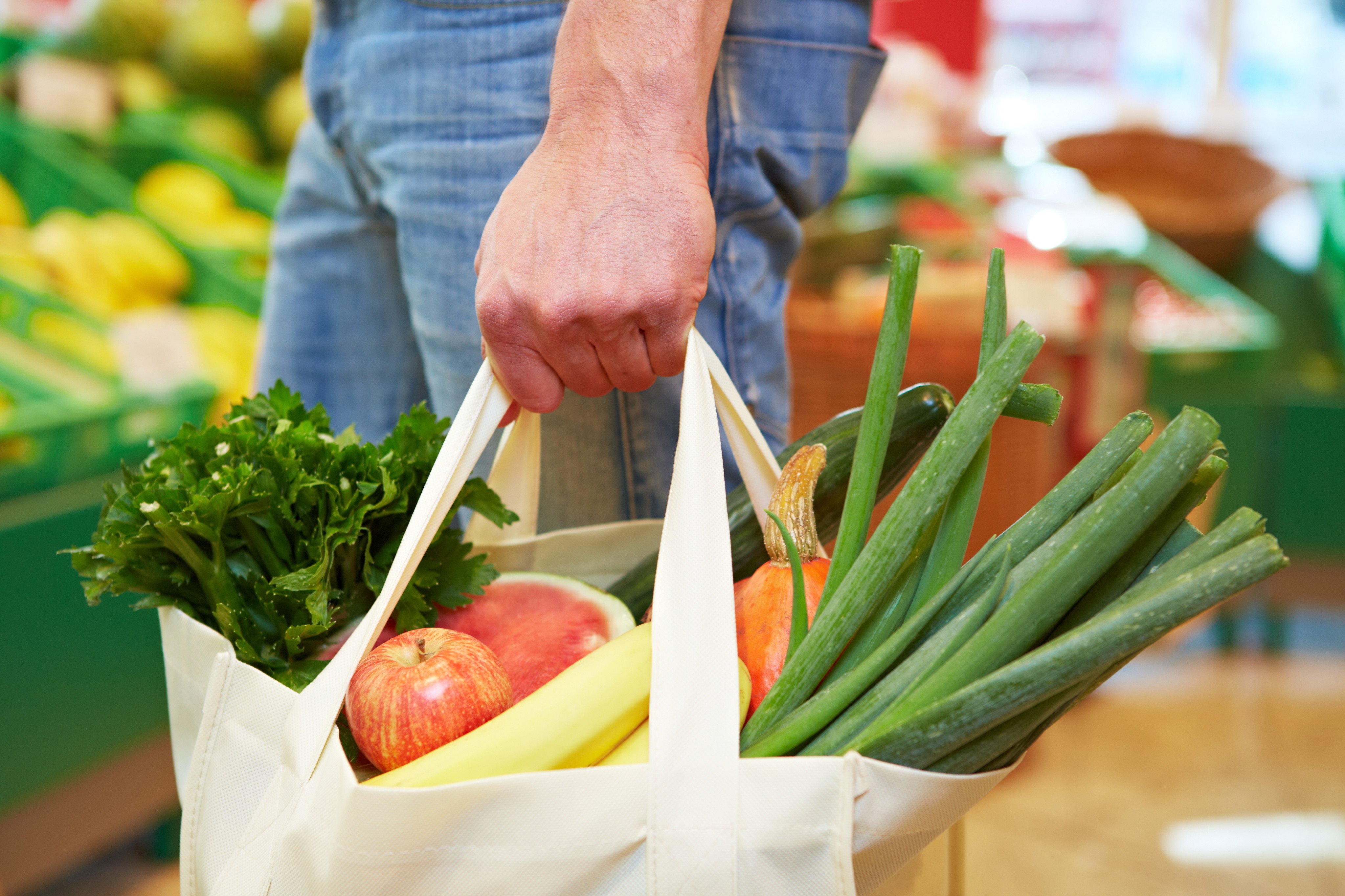 Who among us does not have at least 26 bags-for-life? Photo: Shutterstock