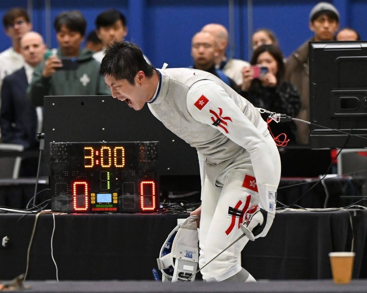 Cheung Ka-long on his way to beating Tommaso Martini at the World Cup in Vancouver on Saturday. Photo: FIE