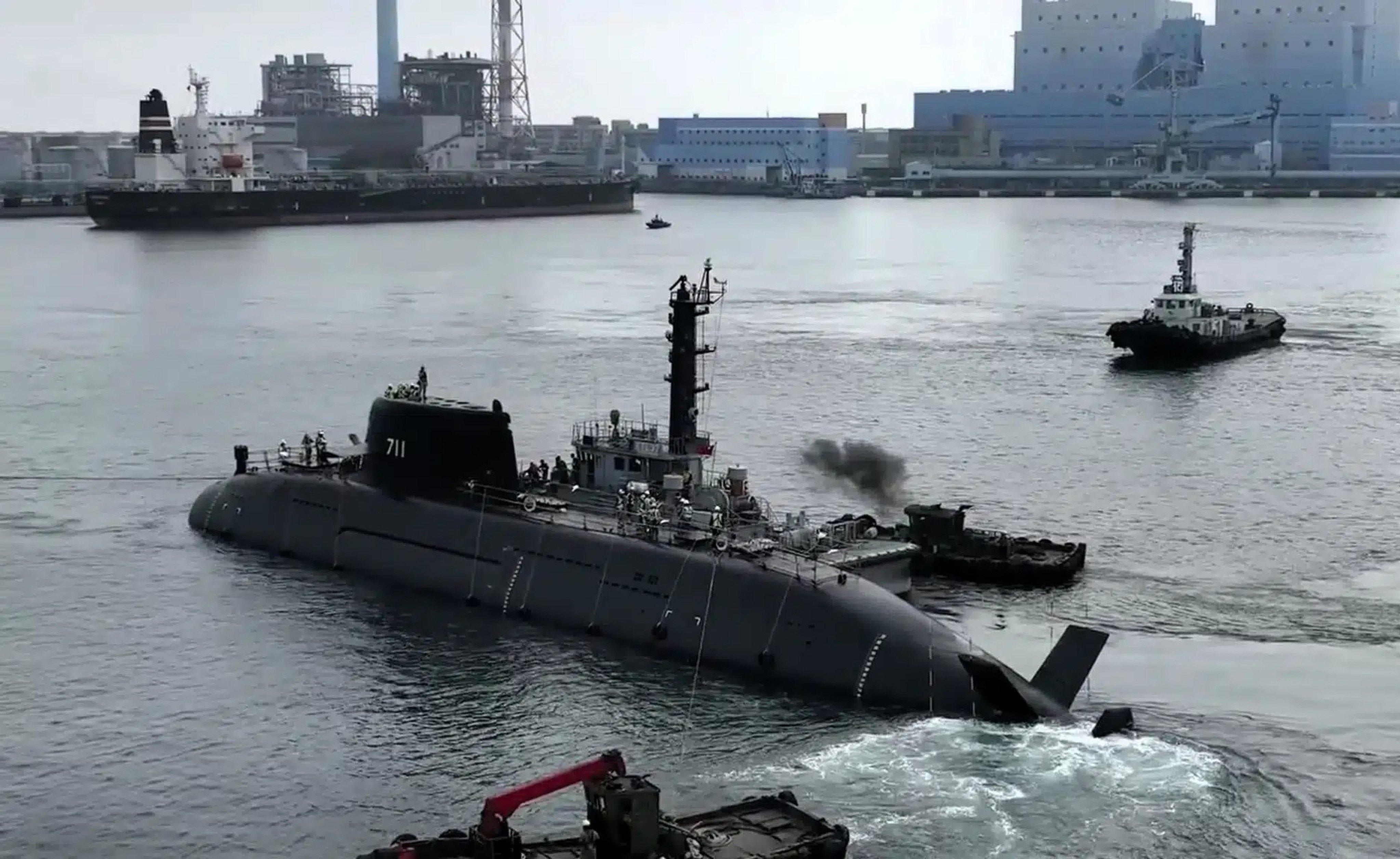 Taiwan’s first IDS submarine, the Hai Kun, had been slated to begin Sea Acceptance Tests in April. But there was no sign of progress as of the end of the month, despite earlier pledges from the military that testing would proceed on schedule. Photo: CSBC