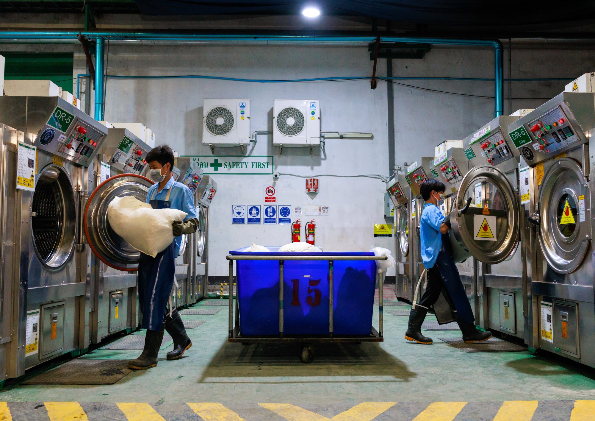Staff at work at a Top Form factory. China began discouraging labour-intensive, energy-consuming and polluting factories in favour of high-technology manufacturing from the mid-2000s. Photo: Handout