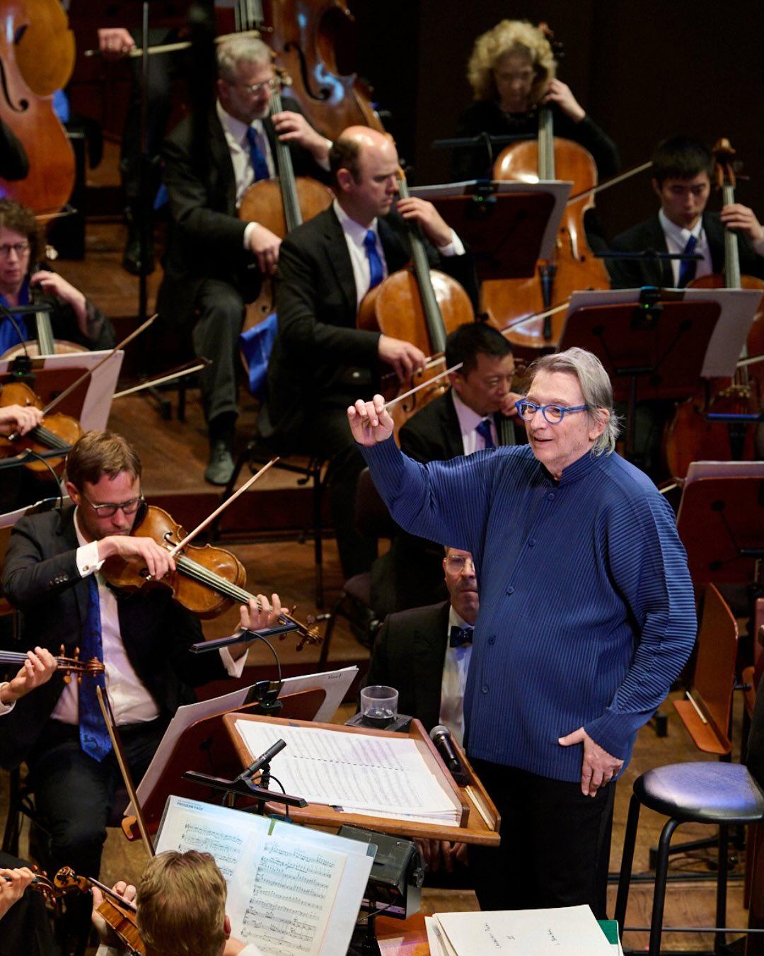 Michael Tilson Thomas conducts the San Francisco Symphony in his last public appearance with the orchestra, during his 80th birthday tribute concert on April 26, 2025. Photo: Instagram/sfsymphony