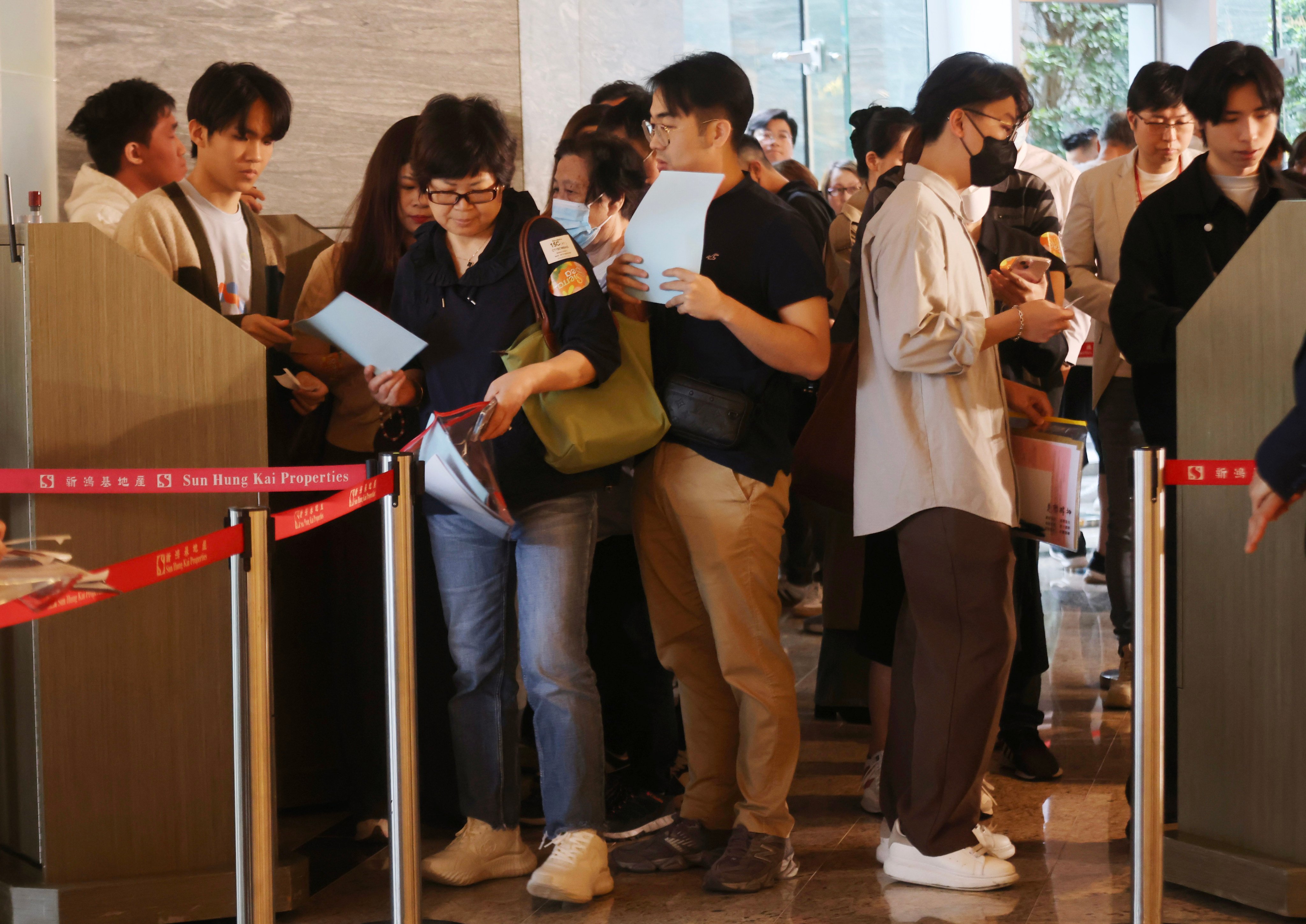 Property sale for the Sierra Sea project at Sun Hung Kai Properties’ sales room at the ICC in West Kowloon on 26 April 2025. Photo: Jonathan Wong