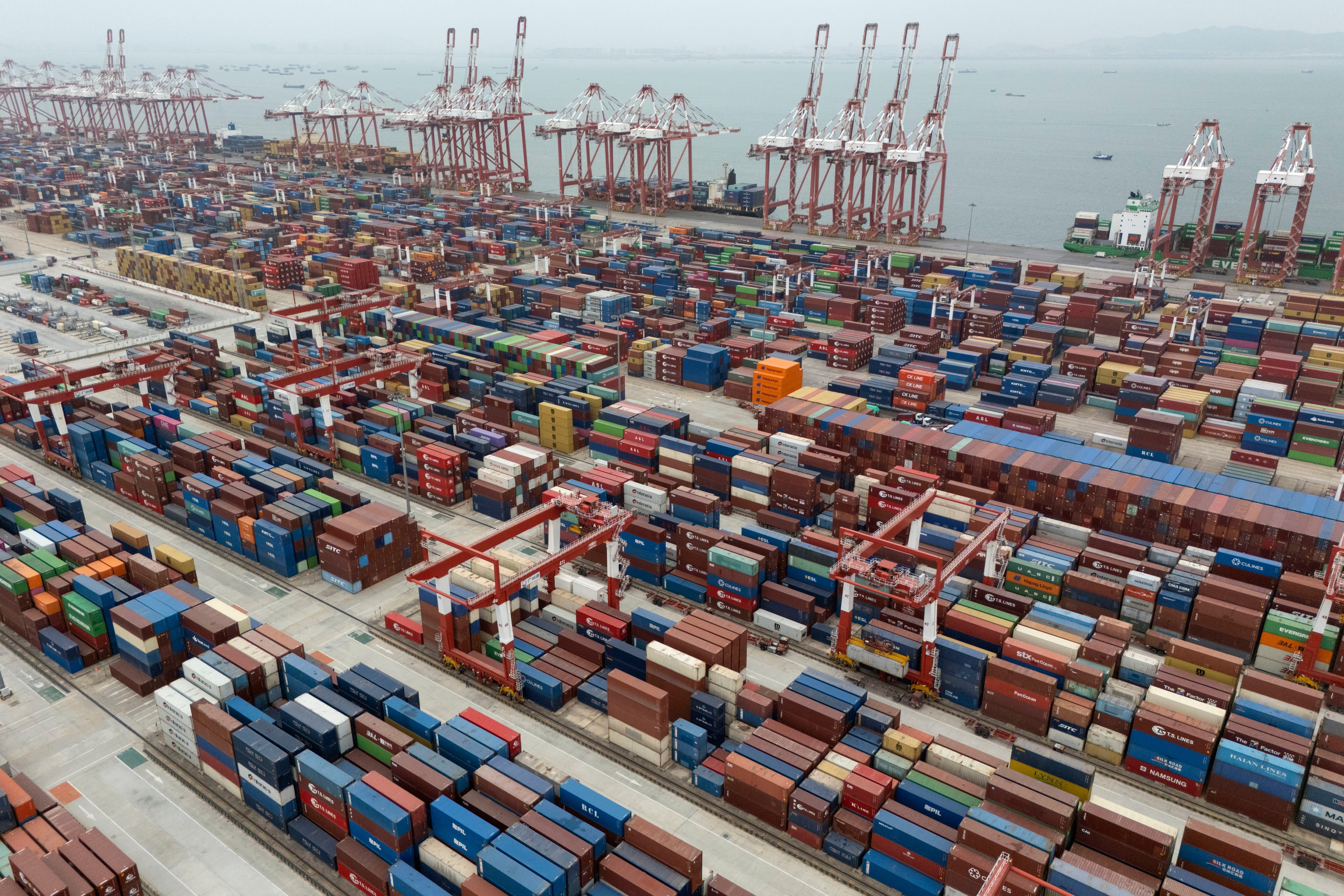 Shipping containers are seen ready for transport at the Guangzhou Port in the Nansha district in southern China’s Guangdong province, April 17, 2025. Photo: AP