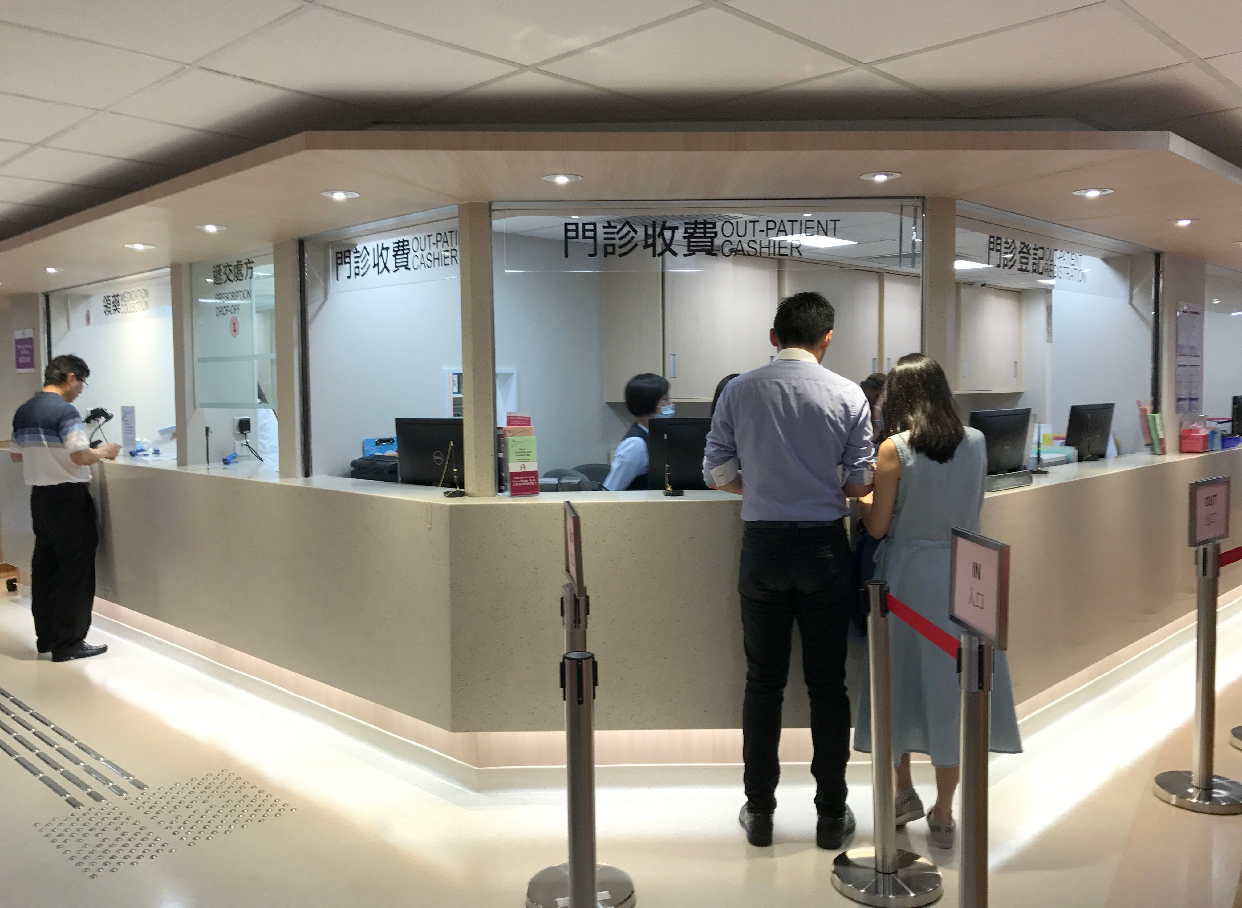 Under the proposals, private hospitals could be exempted from providing the price estimates if a patient had to be admitted within 12 hours of making a reservation. Photo: Elizabeth Cheung