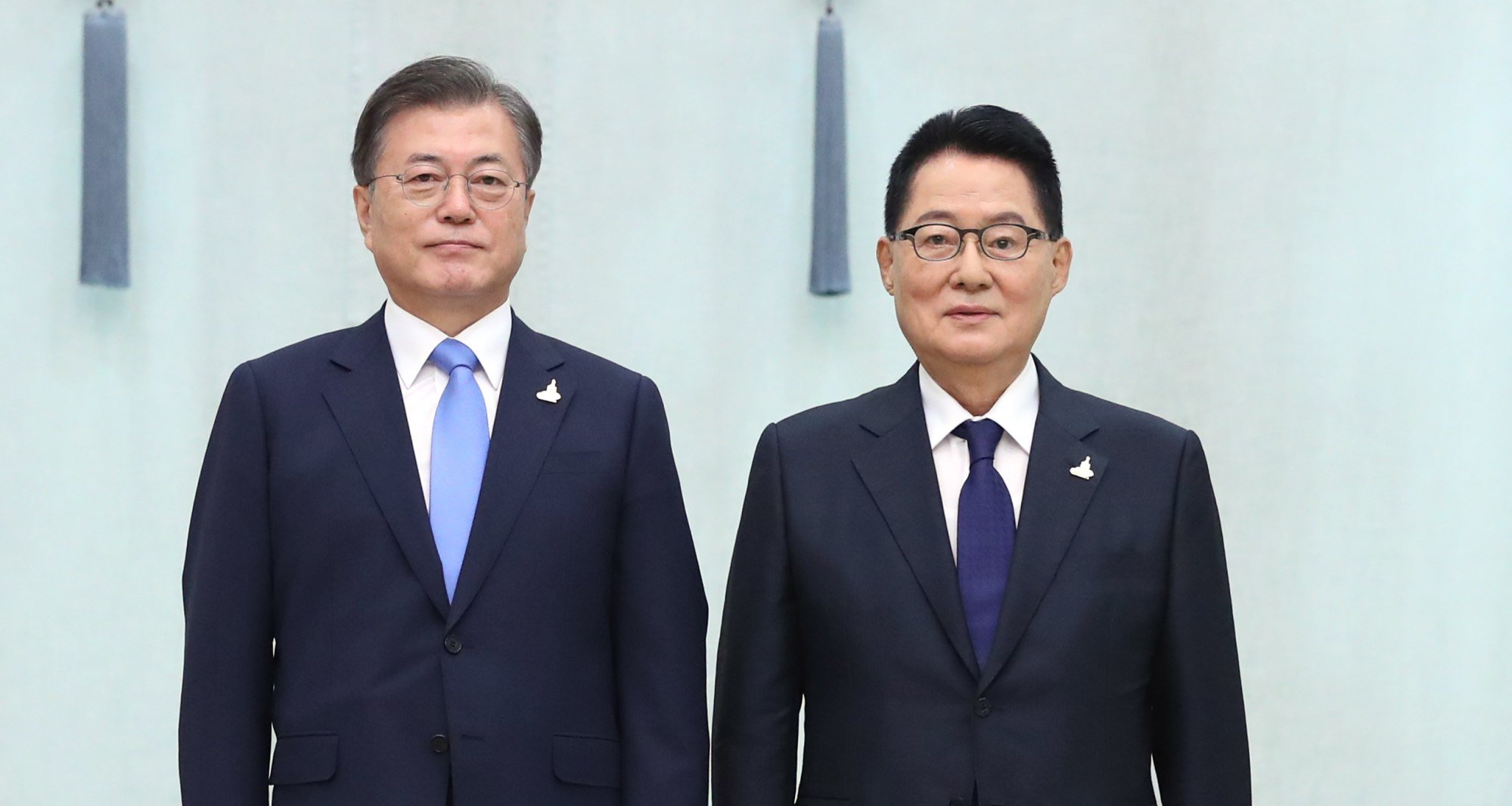 Park Jie-won (right) served as chief of the National Intelligence Service under liberal president Moon Jae-in. Photo: EPA-EFE/Yonhap Park Jie-won (right) served as chief of the National Intelligence Service under liberal president Moon Jae-in. Photo: EPA-EFE/Yonhap