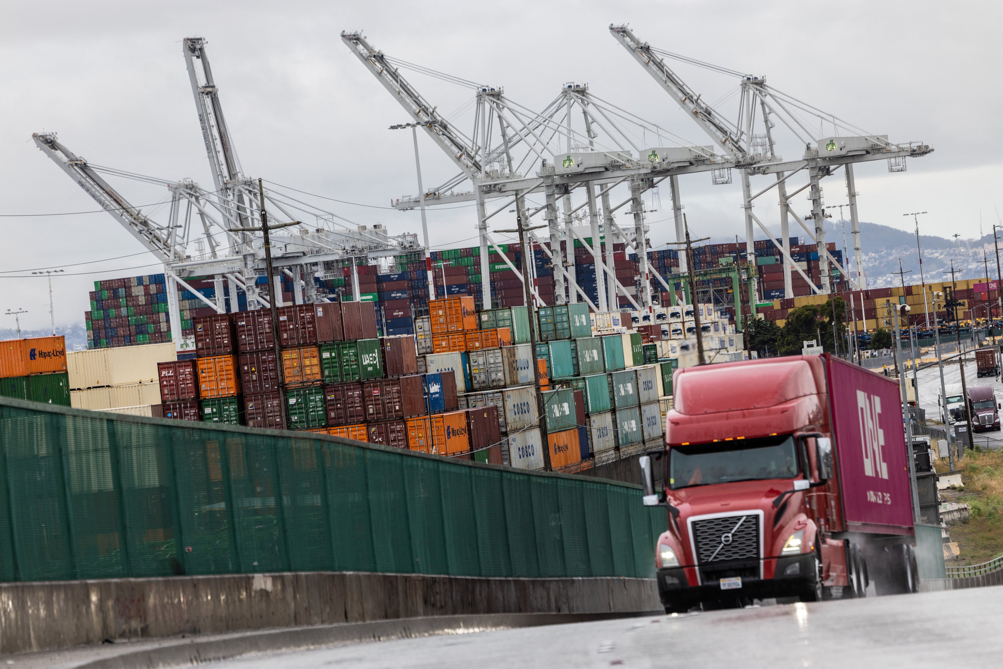 A deal struck by the US and China to reduce tariffs will be welcome news to companies in both countries, particularly exporters. Photo: Reuters