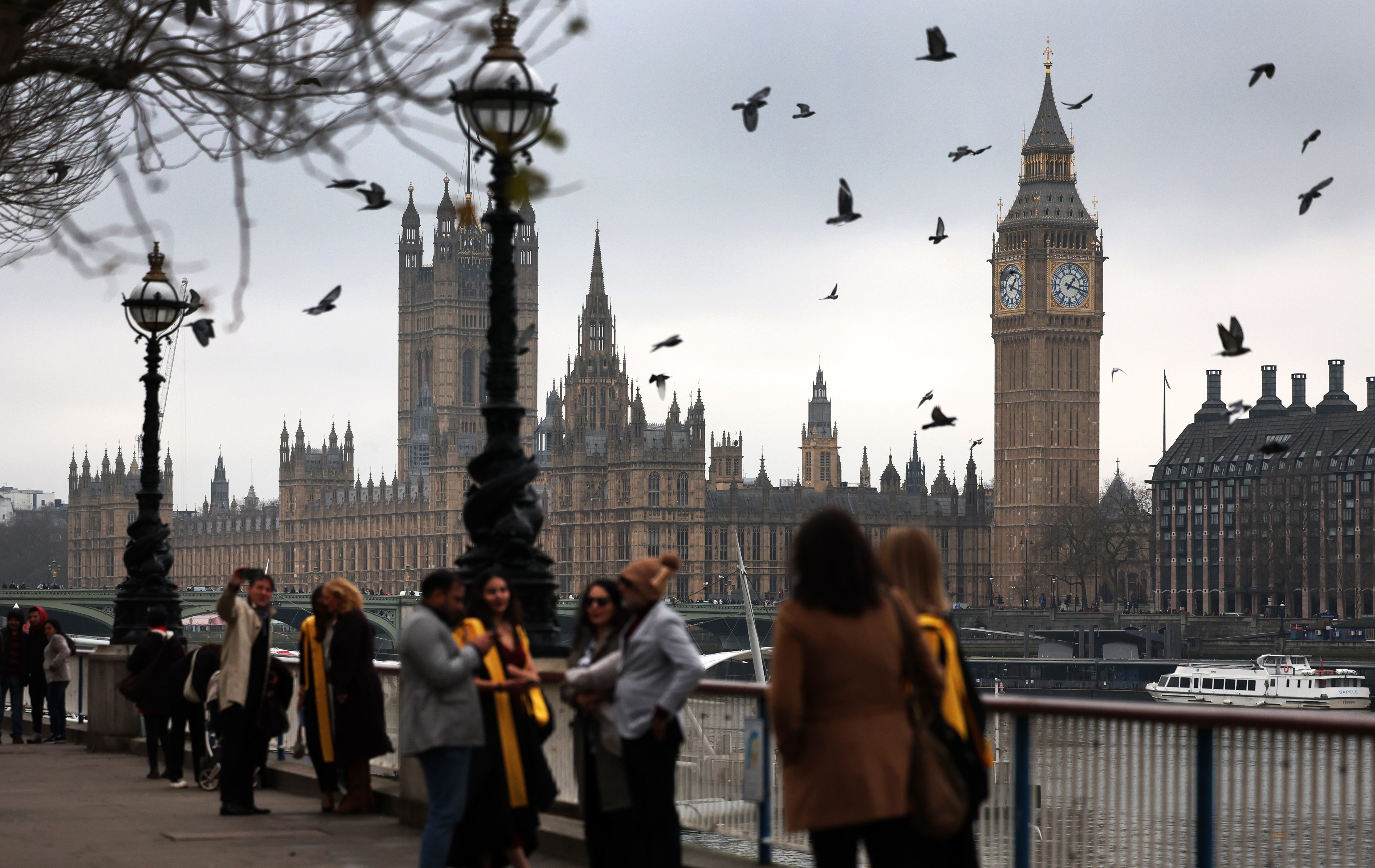 Visa applicants and their adult dependants would also be required to take English tests under the UK government’s plans. Photo: EPA-EFE