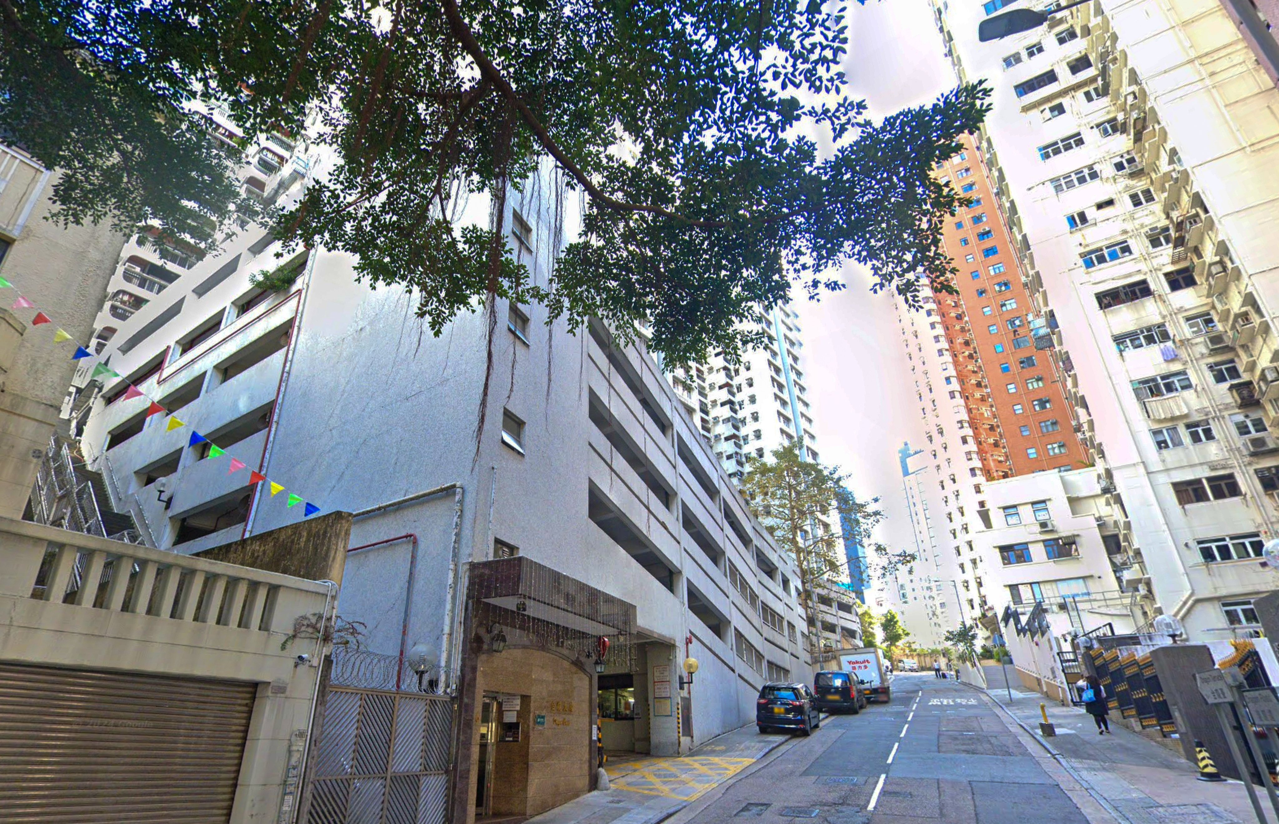 Police are investigating a case of theft at a flat in Dragon Terrace, North Point. Photo: Google Maps