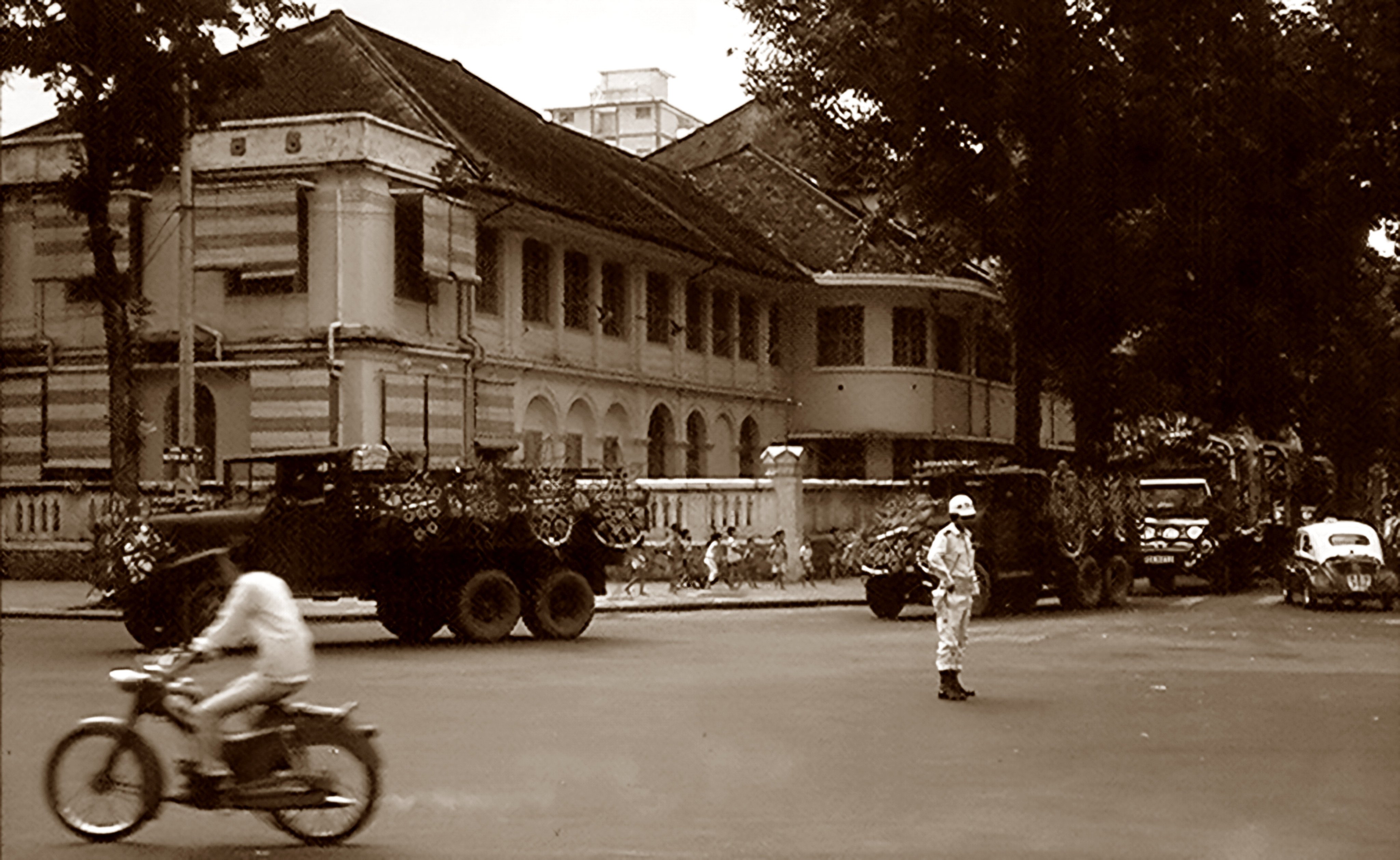 Bot Catinat, the former Catinat Police Station, after it had been transformed into the South Vietnamese Interior Ministry, Ho Chi Minh City, 1965. Photo: Getty Images