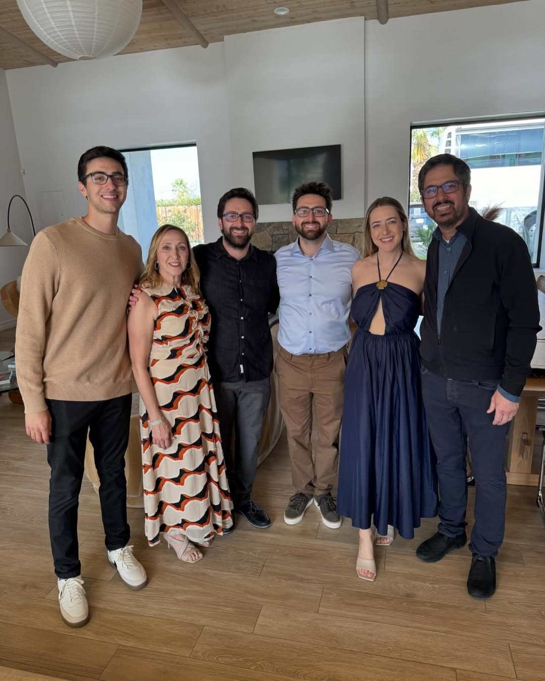 Ray Romano with his wife, Anne, and kids Joseph, Matthew, Gregory and Alexandra. Photo: @allyromano/Instagram
