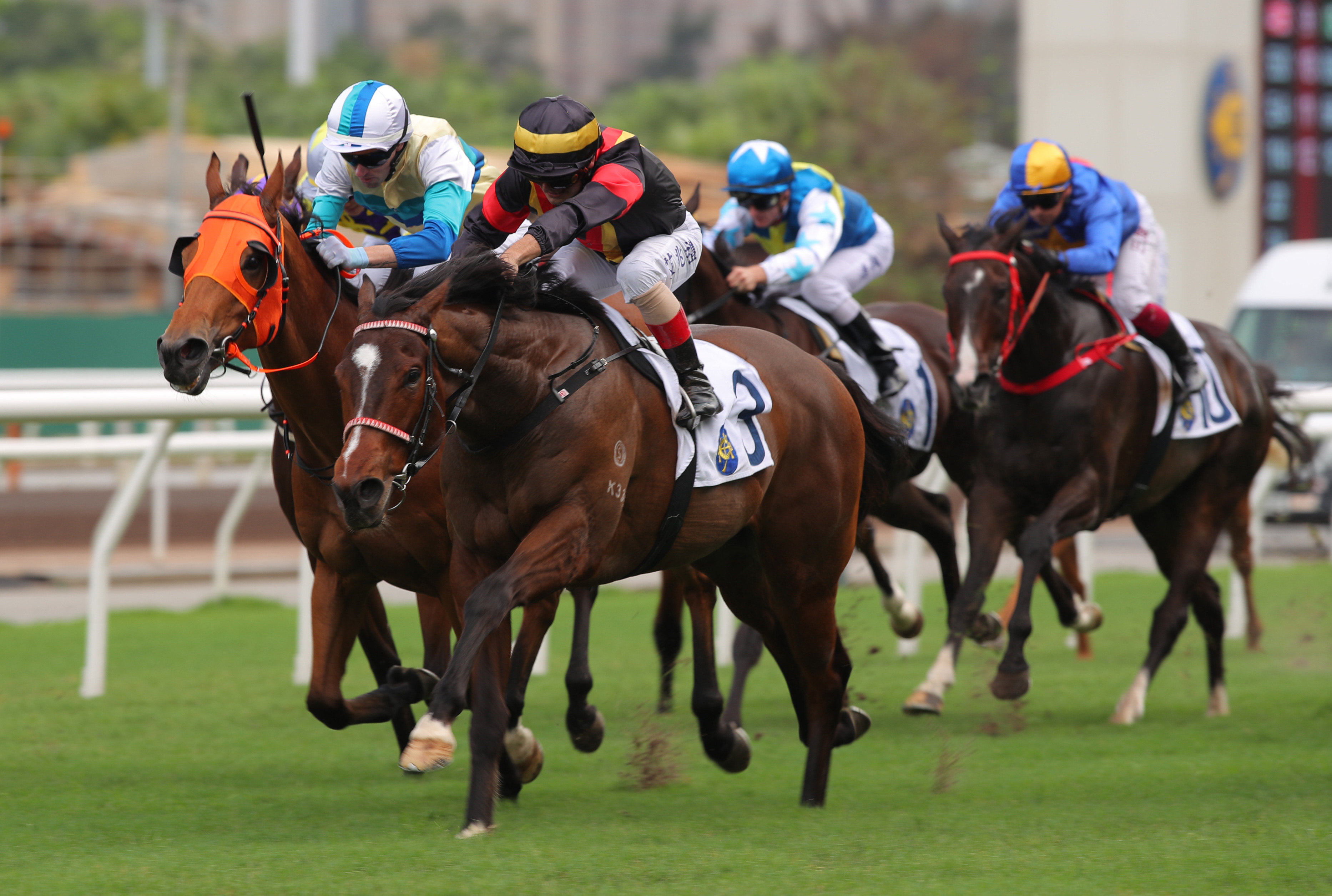 Blazing Wukong and Andrea Atzeni get up in the nick of time at Sha Tin. Photos: Kenneth Chan
