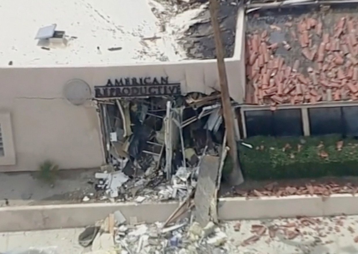 Debris covers the ground after an explosion in Palm Springs, California, on Saturday. Photo:ABC7 Los Angeles via AP