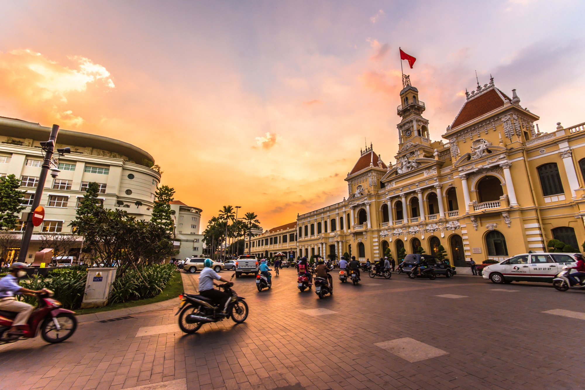Traffic in front of Ho Chi Minh City Hall. Vietnam’s largest city could get a new building for its skyline courtesy of the Trump Organization. Photo: Shutterstock Traffic in front of Ho Chi Minh City Hall. Vietnam’s largest city could get a new building for its skyline courtesy of the Trump Organization. Photo: Shutterstock