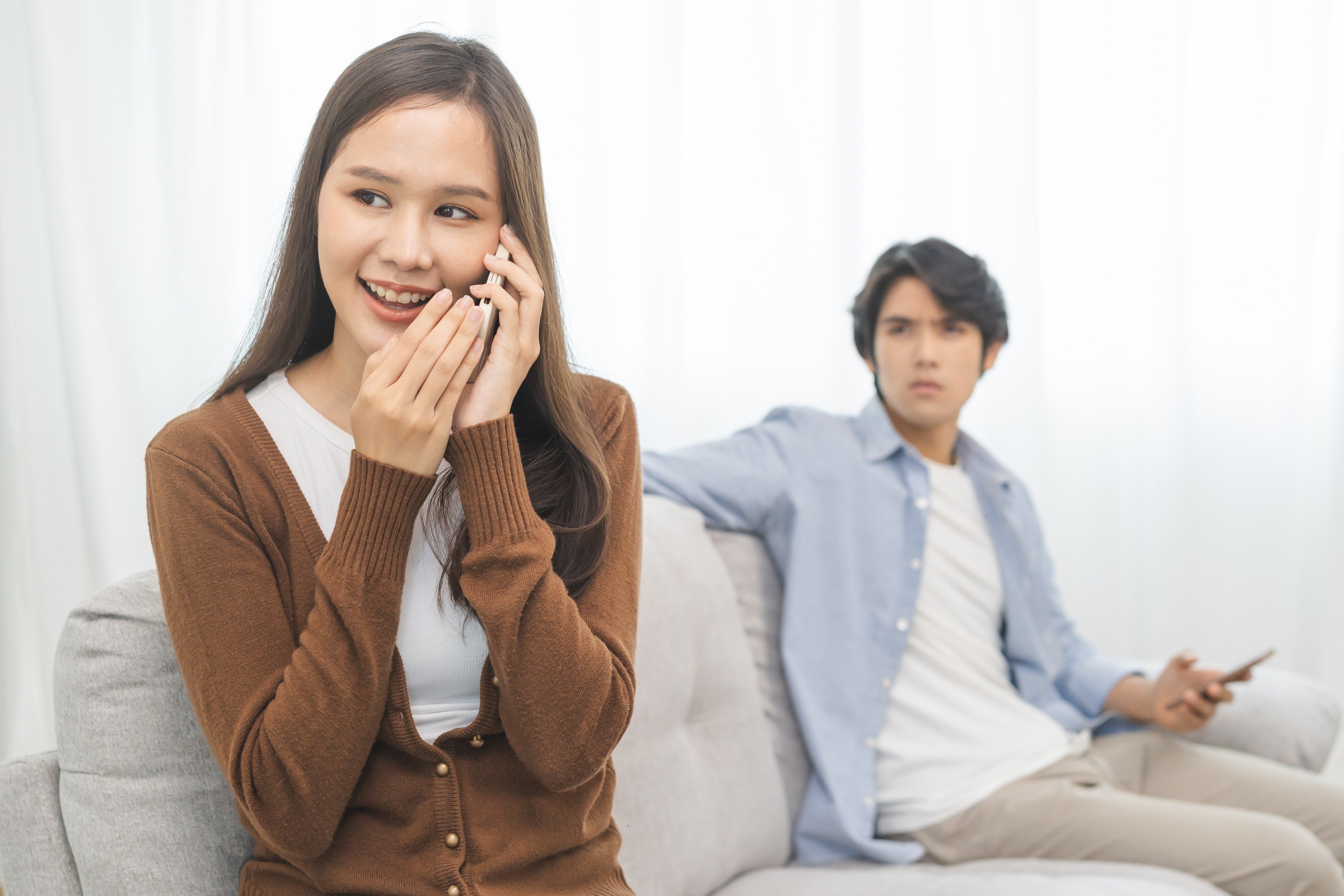 A recent survey reveals the top things that can end a relationship, from lying about finances to flirting with friends. Photo: Shutterstock