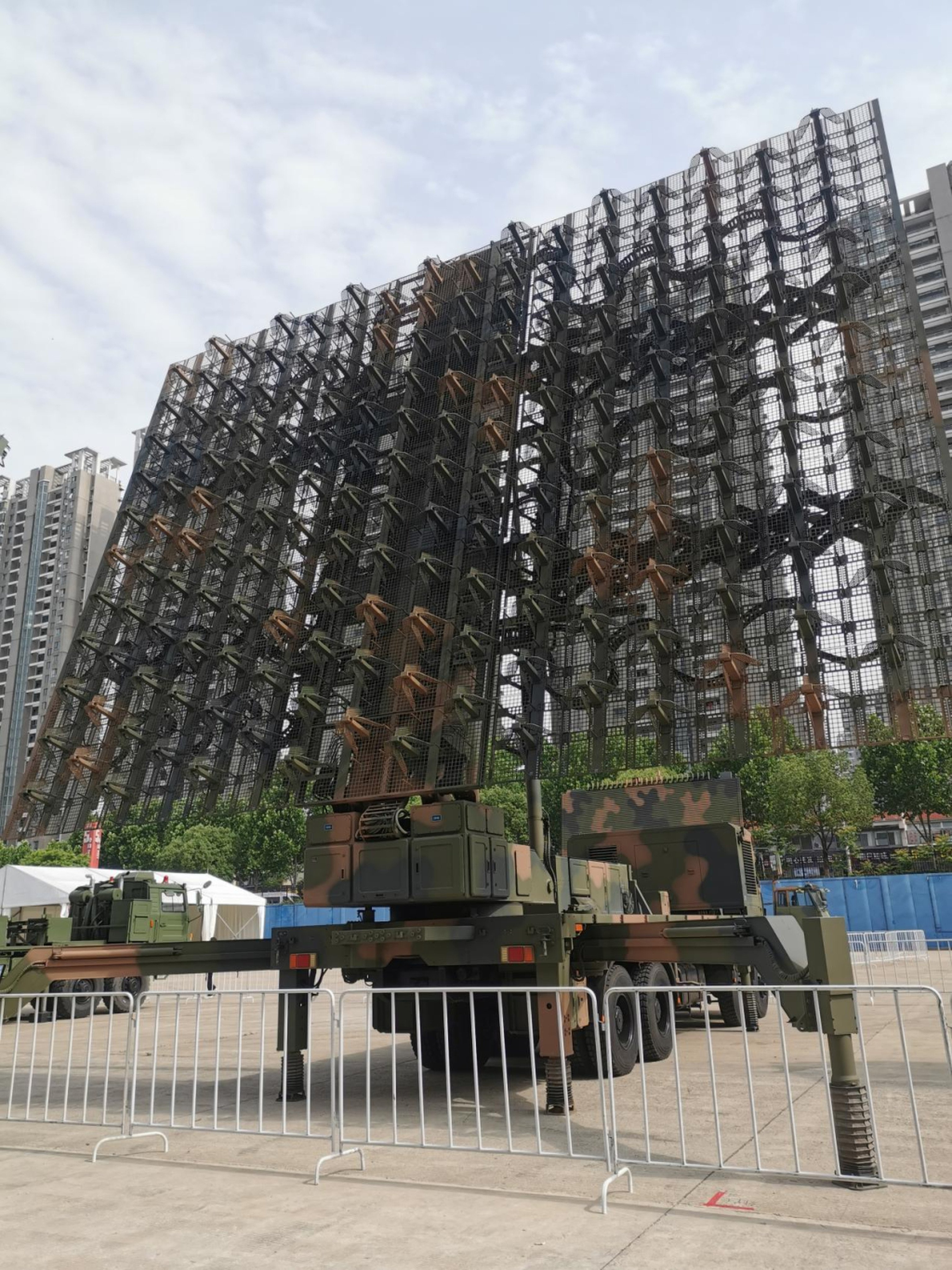 The truck-mounted JY-27V radar was unveiled at a radar expo in Hefei, Anhui province, this week. Photo: thepaper.cn