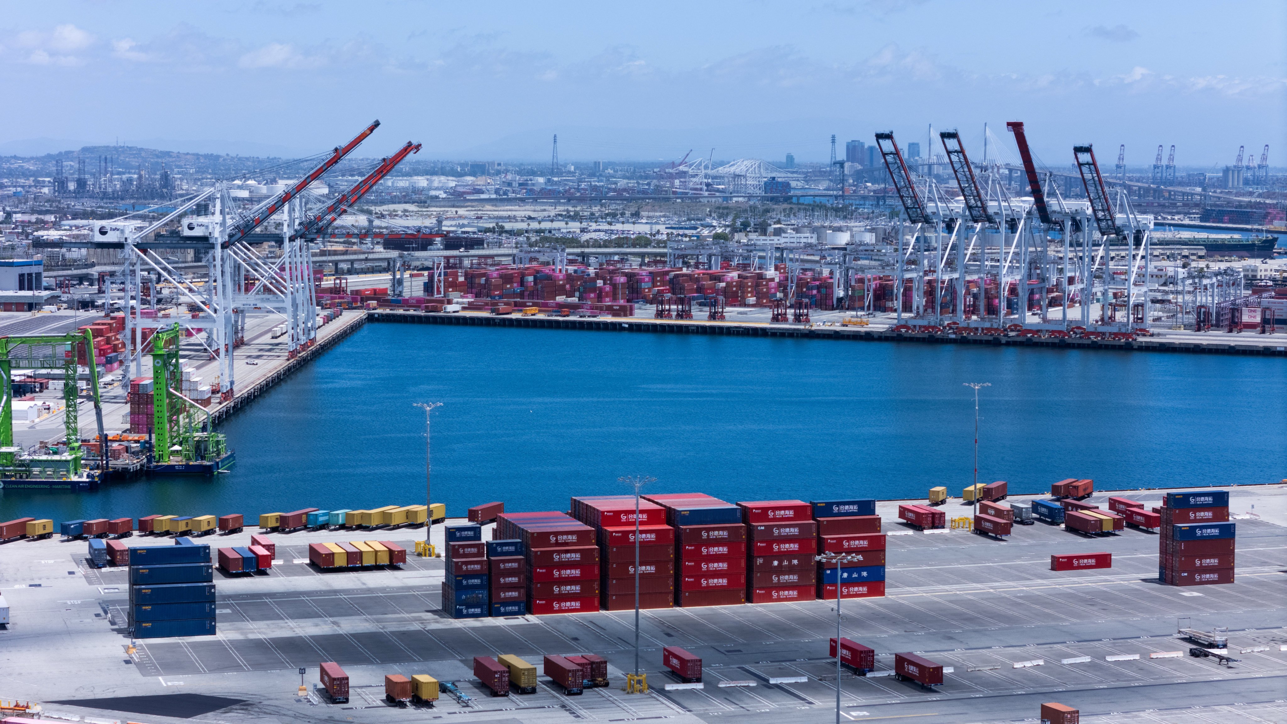 Cranes at the Port of Los Angeles empty of cargo ships on May 13. Photo: Reuters