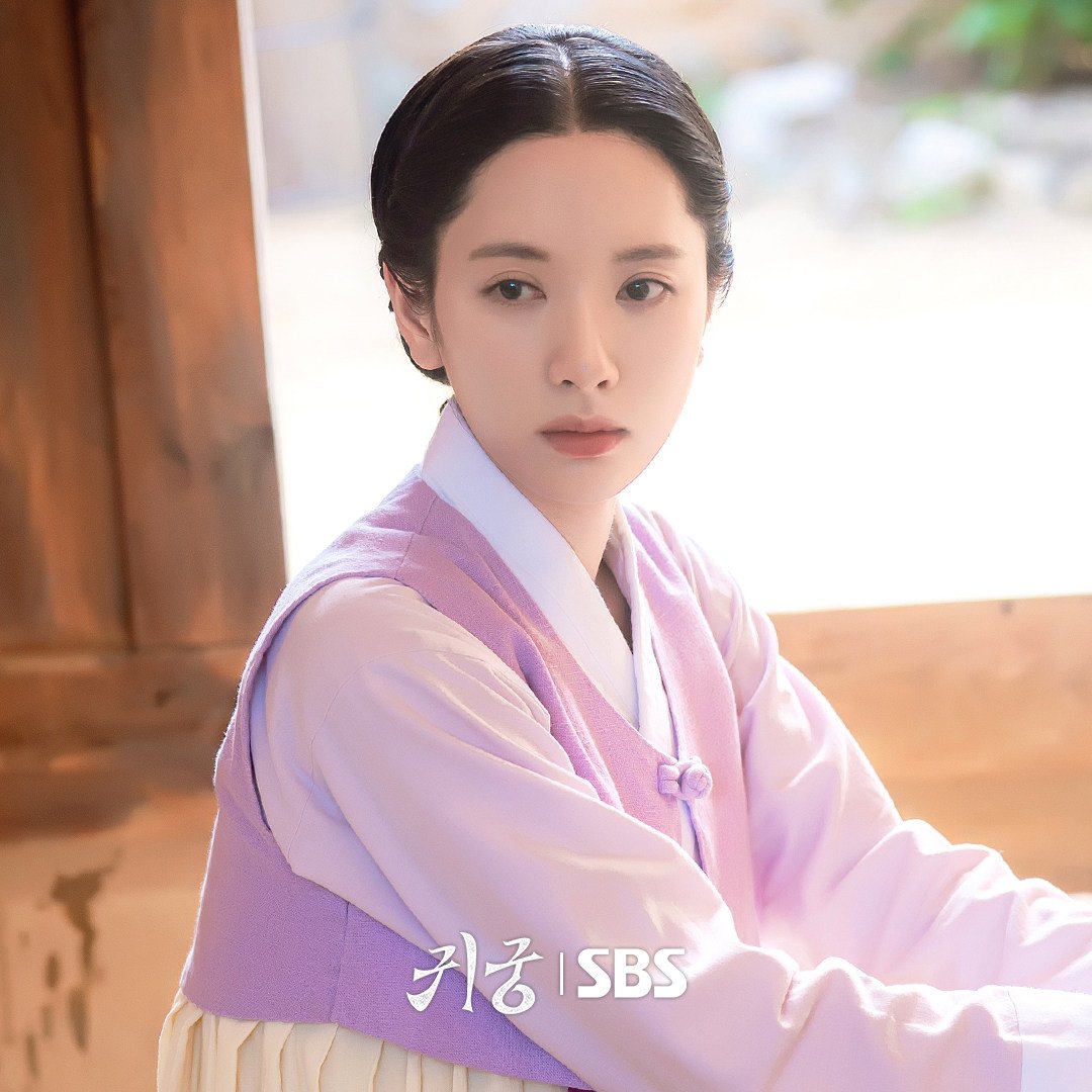 Bona as reluctant shaman Yeo-ri in a still from The Haunted Palace. Yook Sung-jae and Kim Ji-hoon co-star. Photo: Online