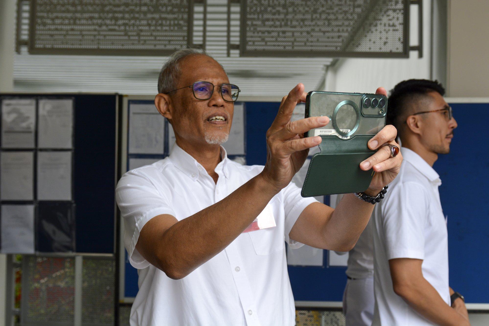 Minister-in-charge of Muslim Affairs Masagos Zulkifli will be handing over his role under Singapore’s cabinet changes. Photo: EPA-EFE Minister-in-charge of Muslim Affairs Masagos Zulkifli will be handing over his role under Singapore’s cabinet changes. Photo: EPA-EFE