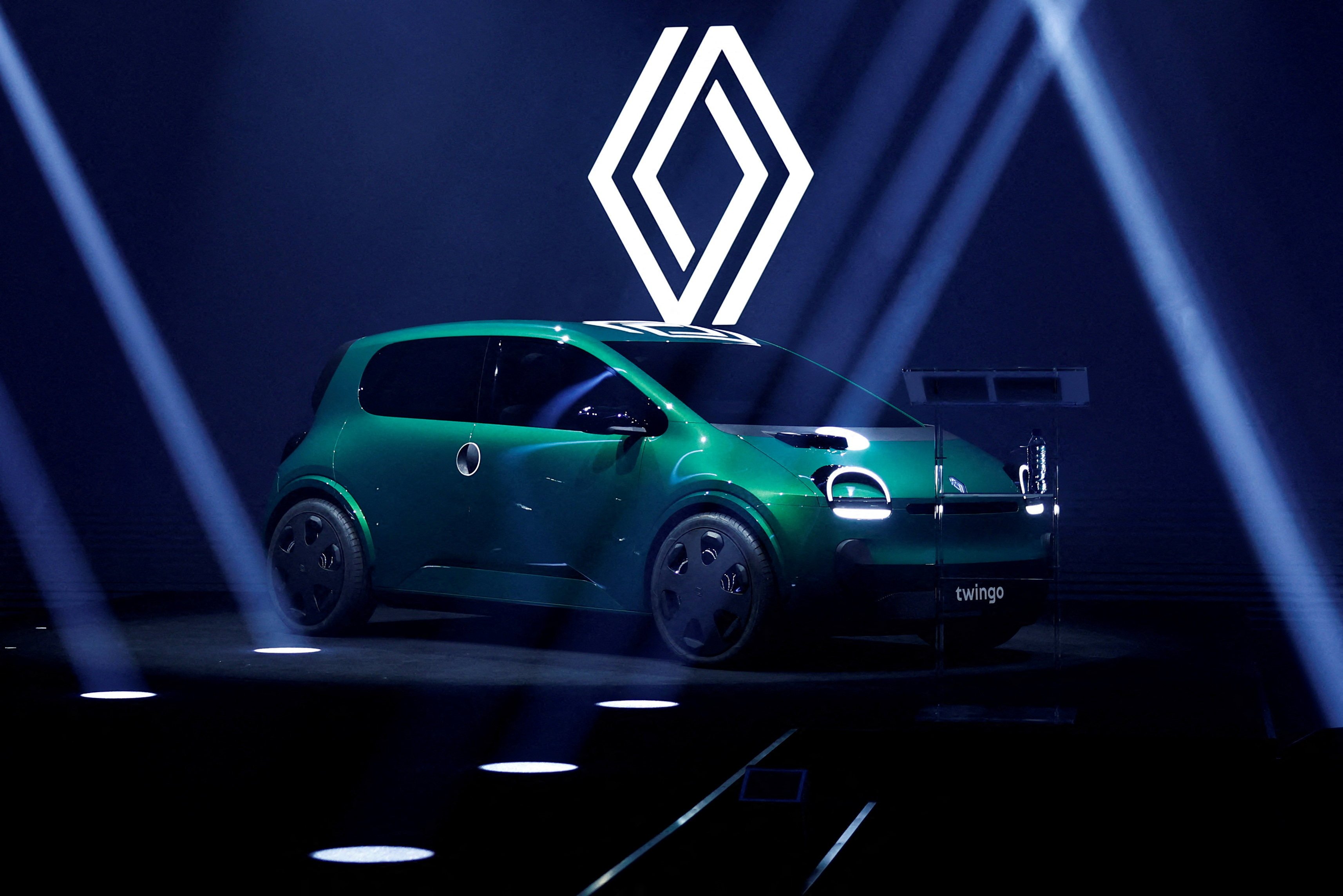 A Renault electric car in Paris. Photo: Reuters