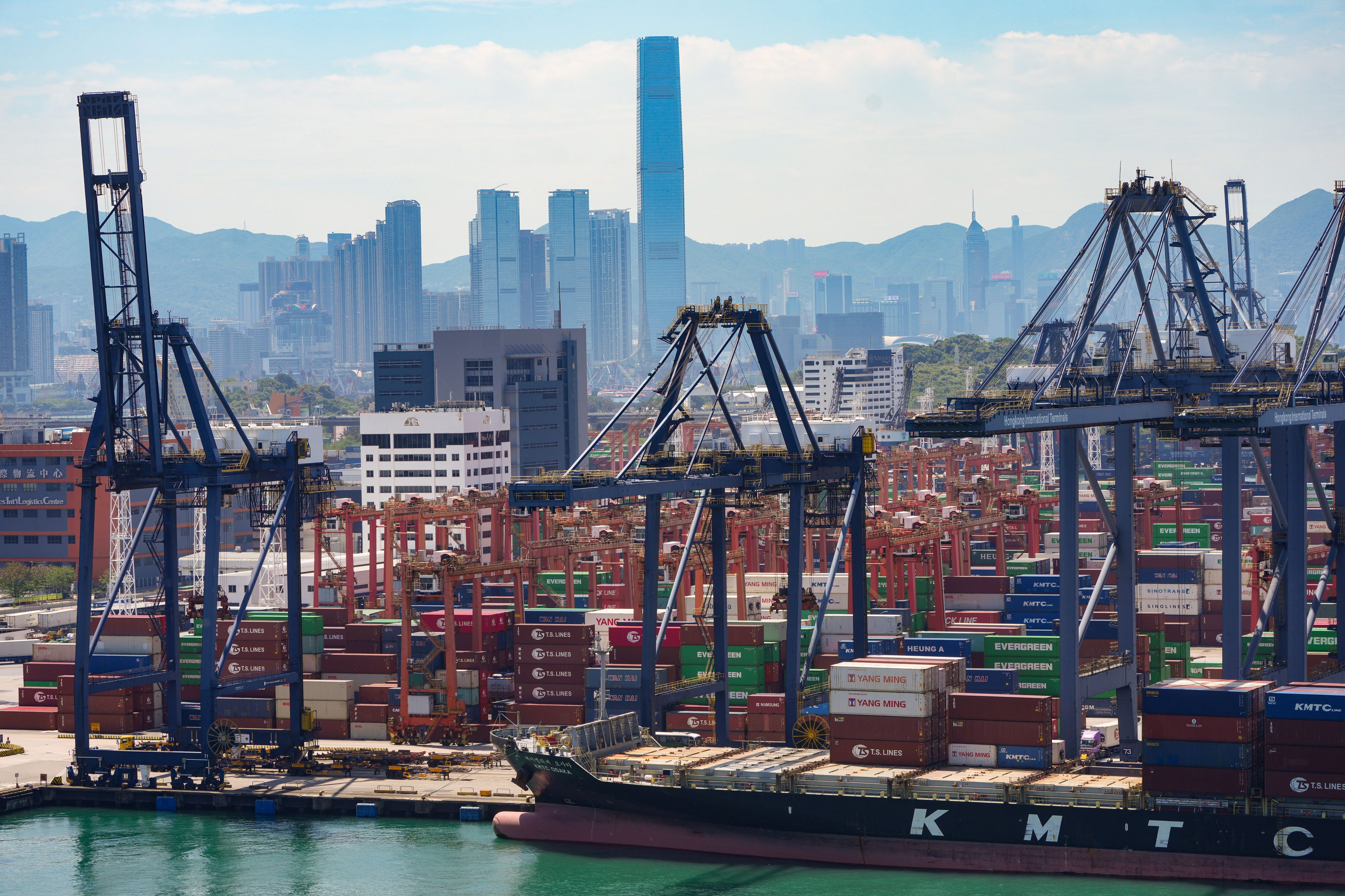 April’s figures revealed a robust 20.8 per cent increase in Hong Kong’s total exports to Asia, including to places such as Malysia, Vietnam, India and mainland China. Photo: Sam Tsang