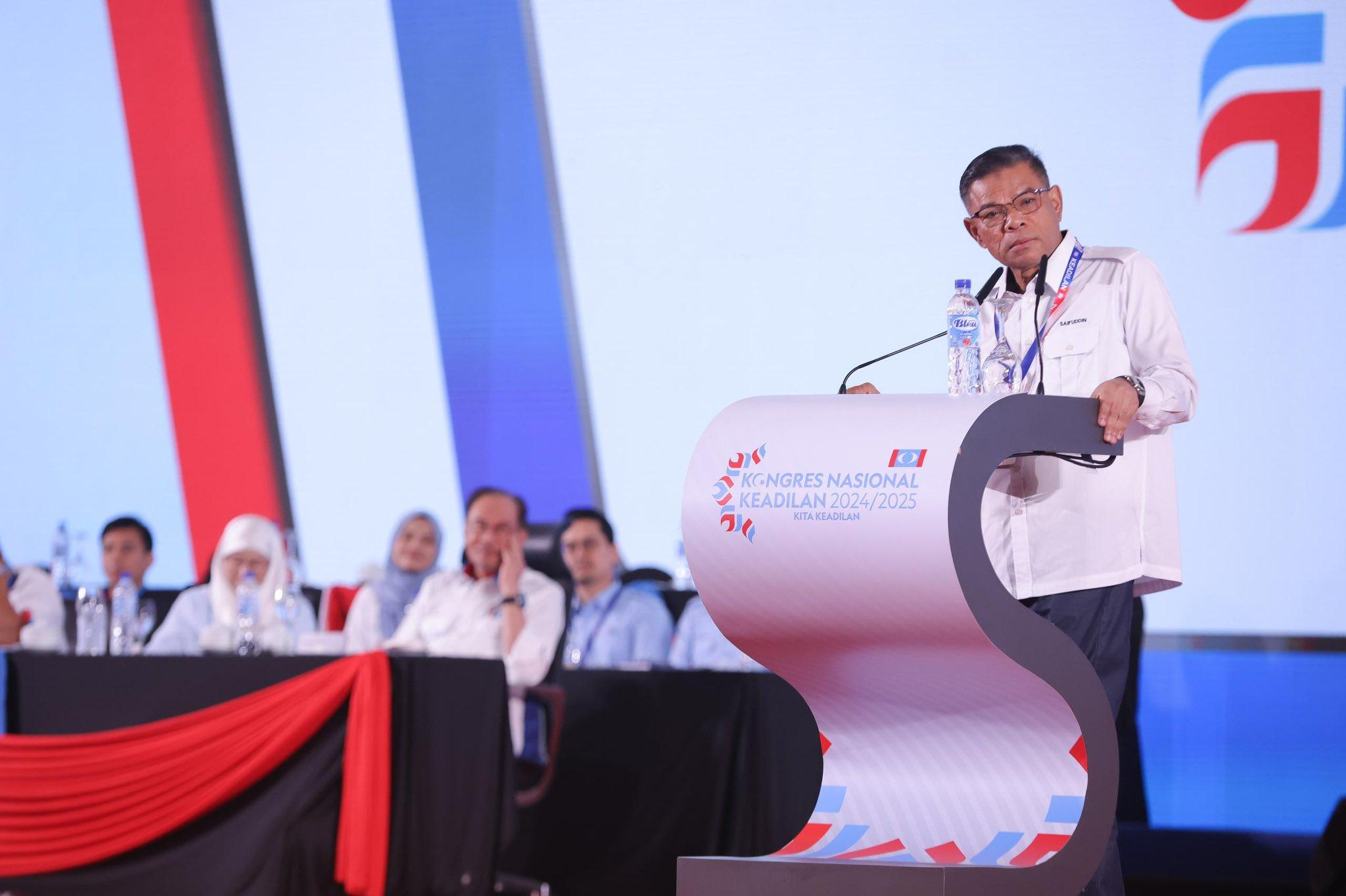 Malaysia Home Minister Saifuddin Nasution Ismail. Photo: Facebook/Saifuddin Nasution Ismail