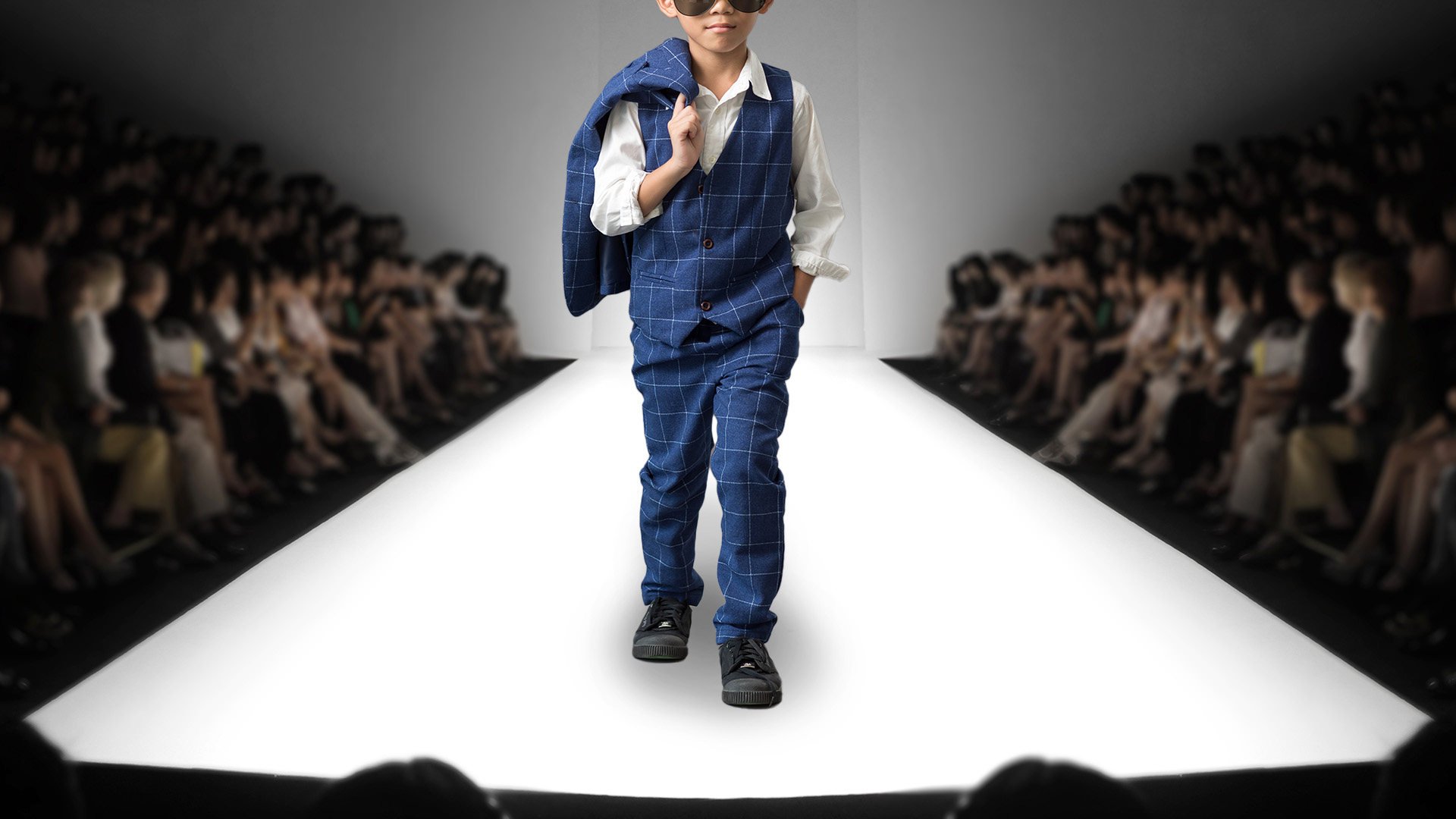 A company in China has conned dozens of parents out of a total of US$55,500 by staging a fake elite brand fashion show for children. Photo: SCMP composite/Shutterstock