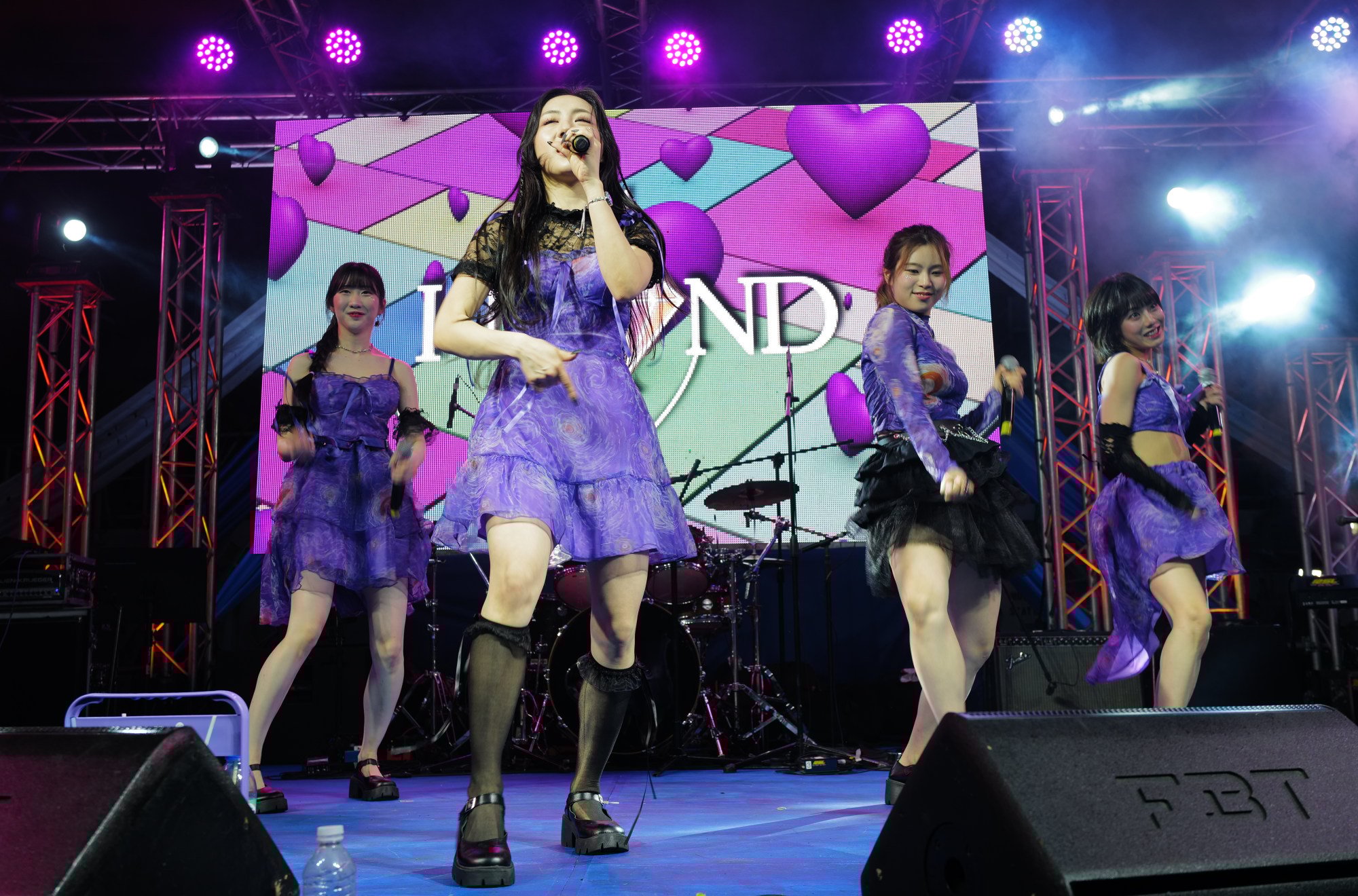 South Korean girl group I:mond perform during the concert for peace at sea. Photo: Jeoffrey Maitem South Korean girl group I:mond perform during the concert for peace at sea. Photo: Jeoffrey Maitem