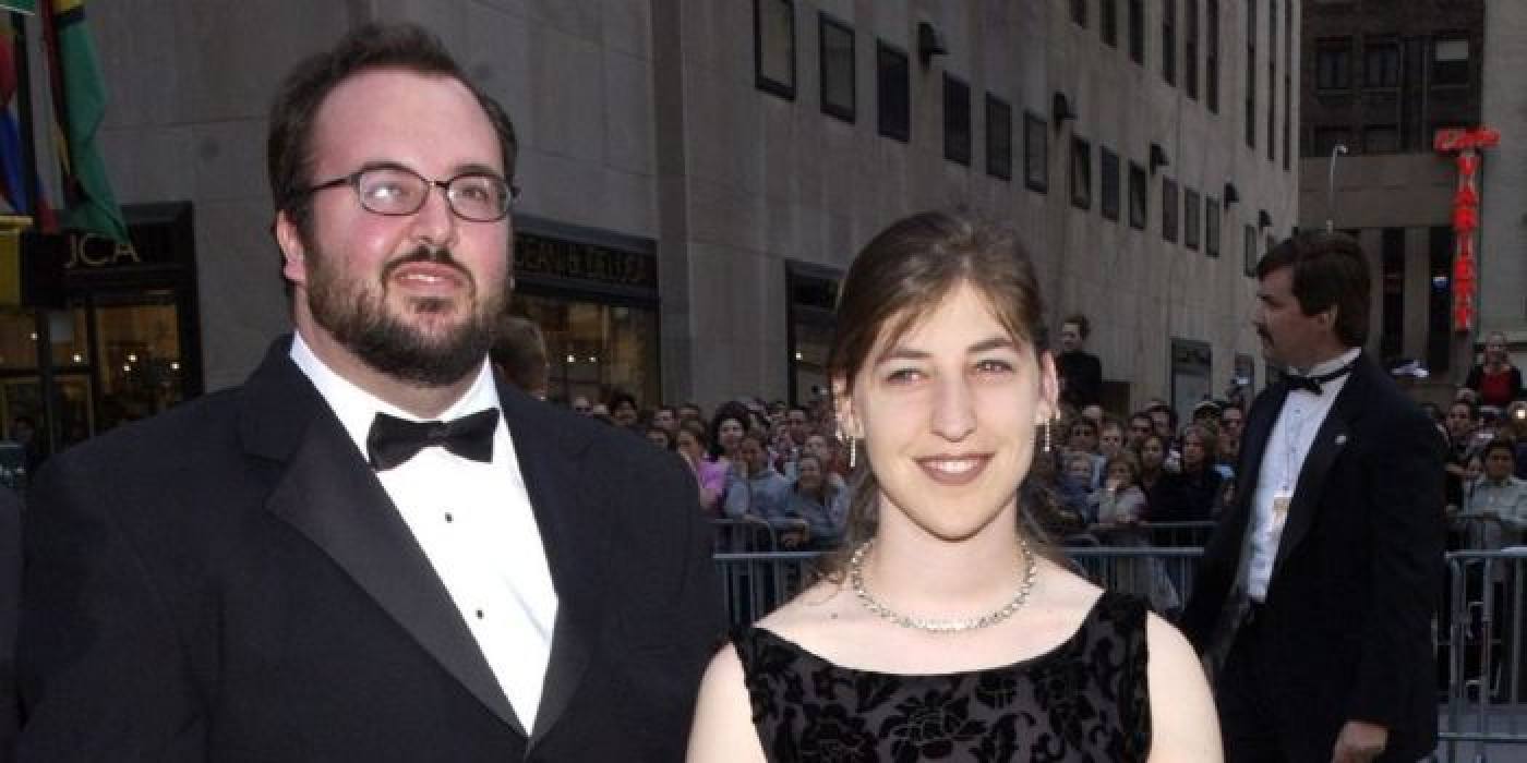 Who is The Big Bang Theory star Mayim Bialik's ex-husband Michael Stone?  The formerly Mormon businessman converted to Judaism for her, and they  share 2 children | South China Morning Post