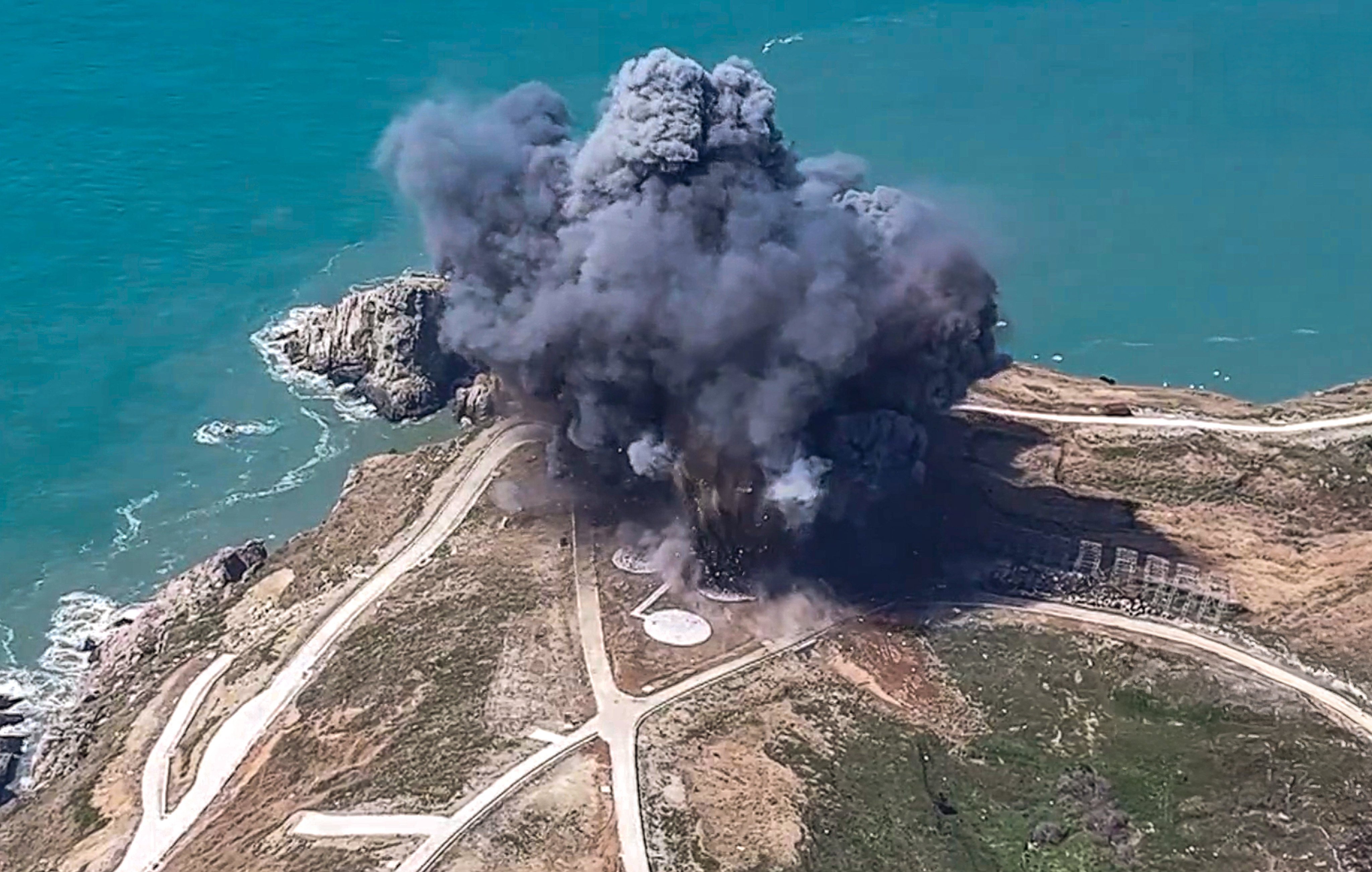 Chinese ground forces conduct live-fire drills as part of exercises near Taiwan. Photo: CCTV