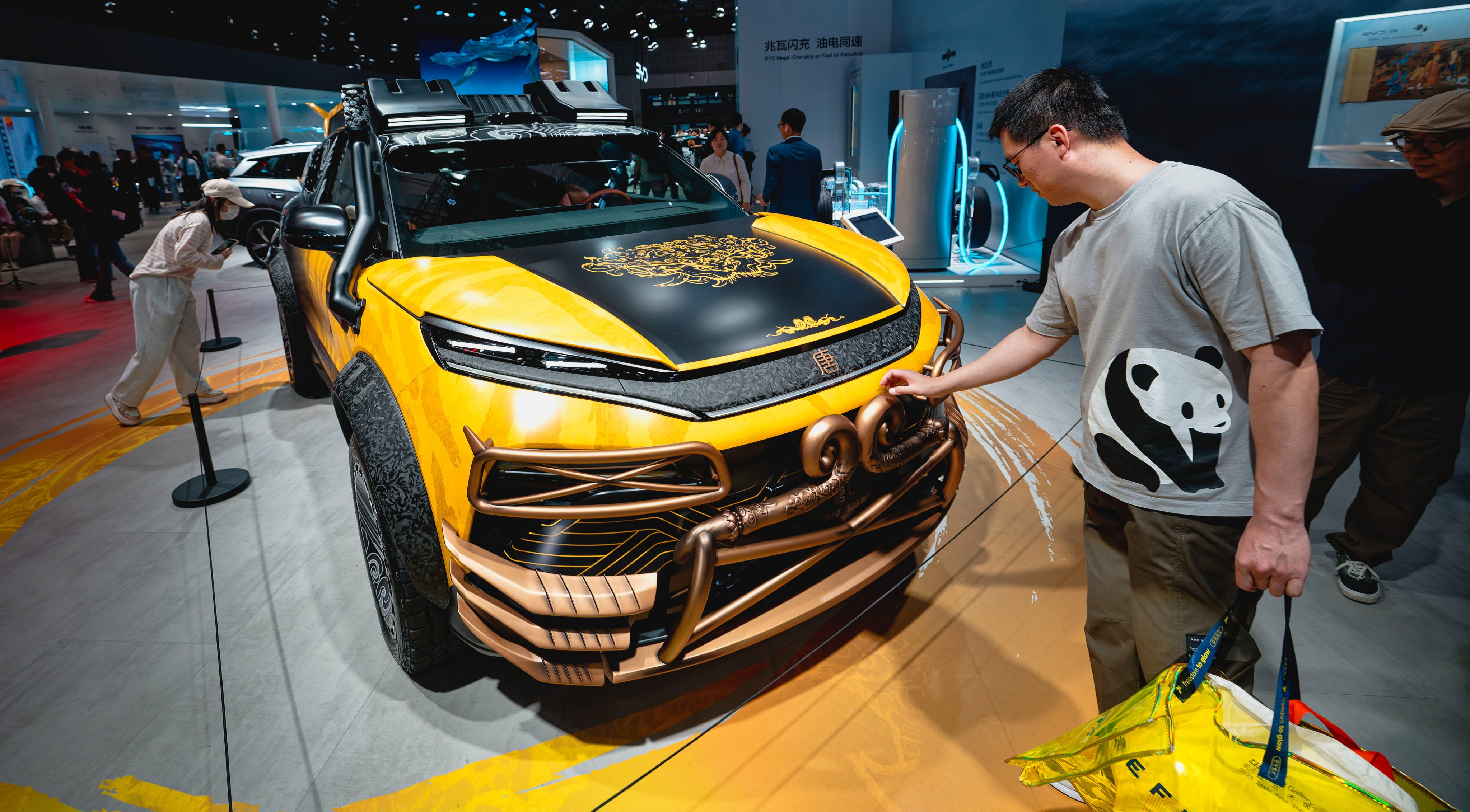 A BYD model L in Shanghai. Photo: EPA-EFE