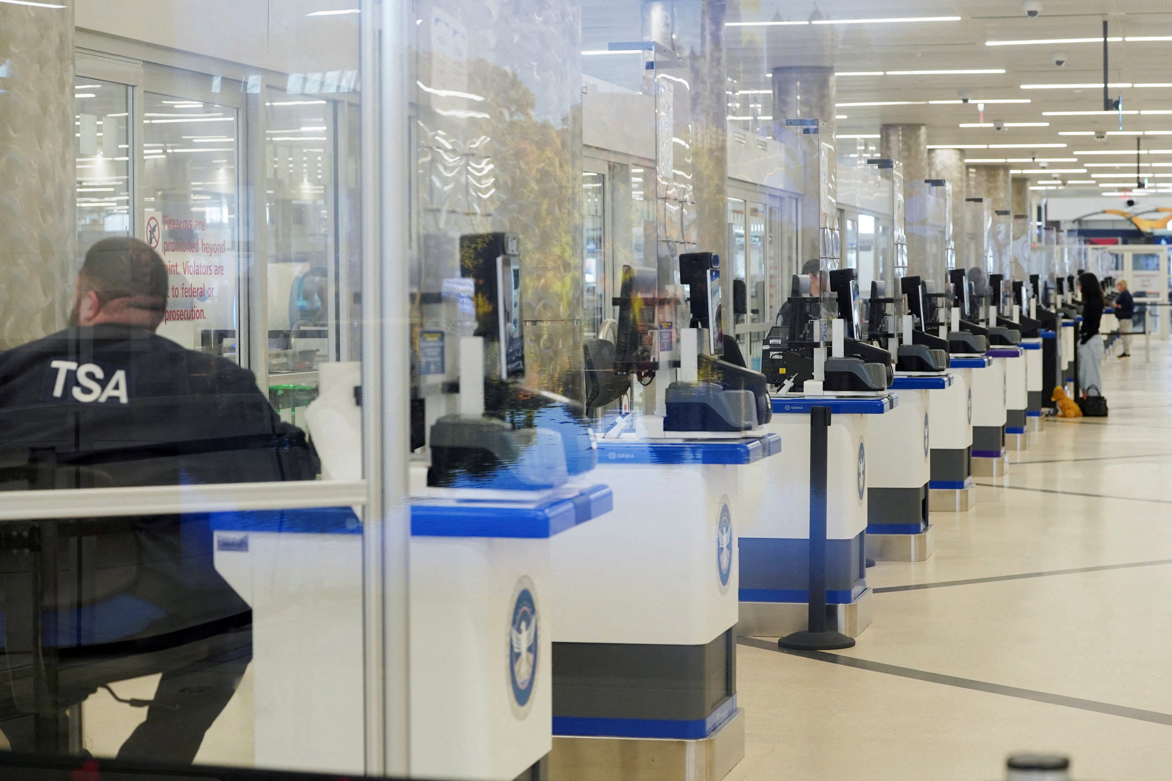 TSA officers staff checkpoints at US airports and other transportation hubs. Photo: Reuters