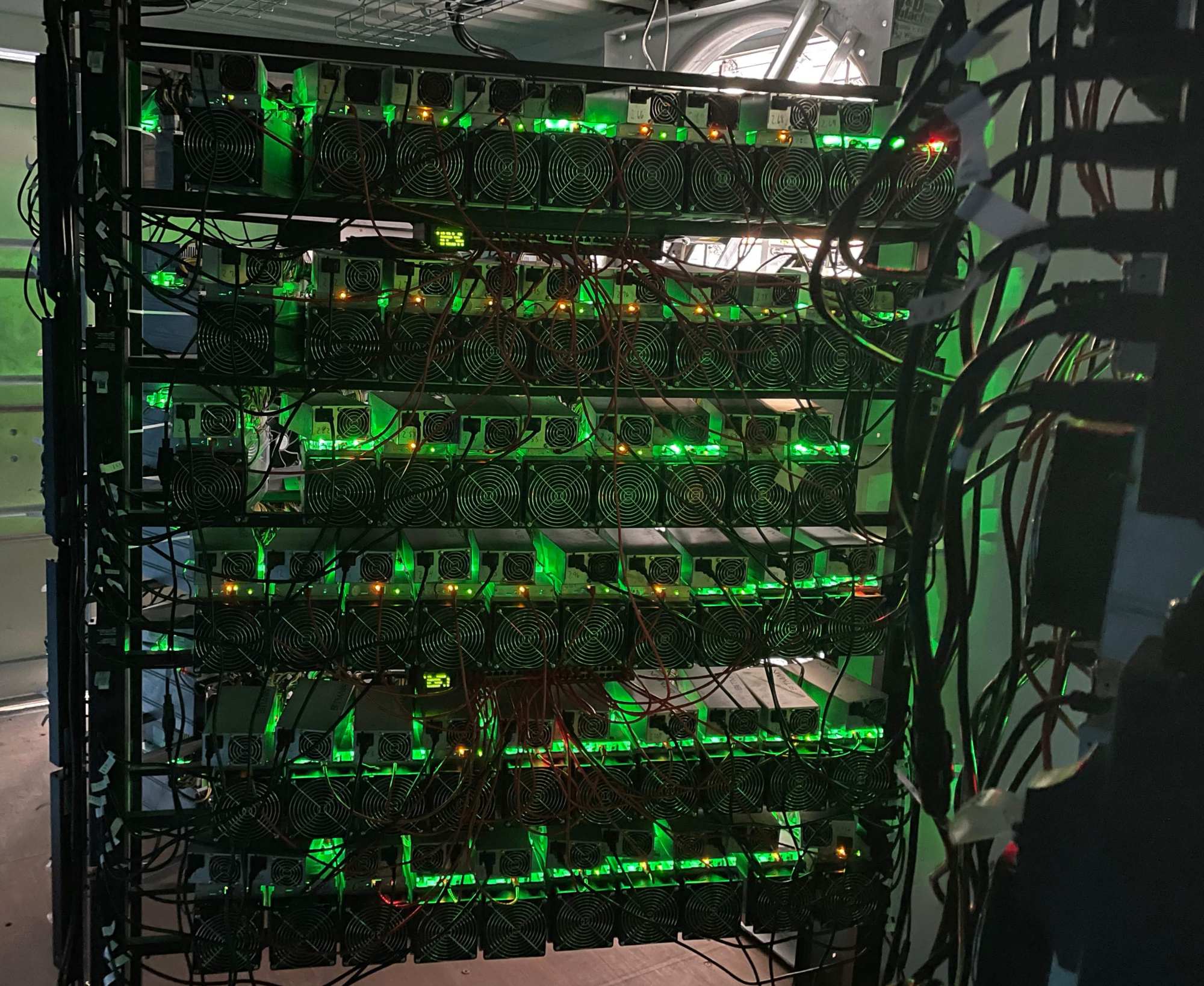 A bitcoin mining data centre on an oil field in North Texas. Photo: AFP A bitcoin mining data centre on an oil field in North Texas. Photo: AFP