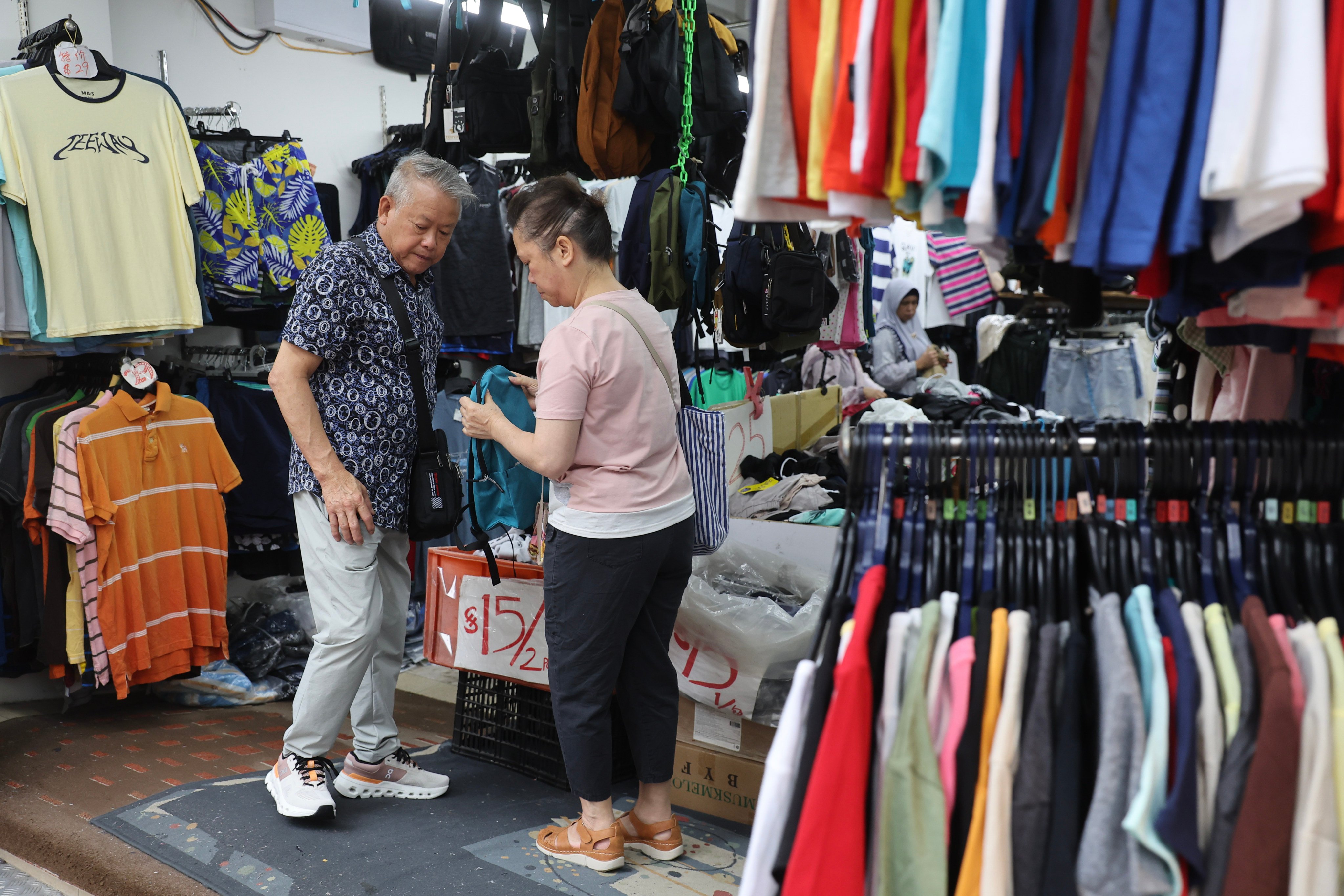 A new government task force will focus on increasing consumption among elderly Hongkongers. Photo: Edmond So