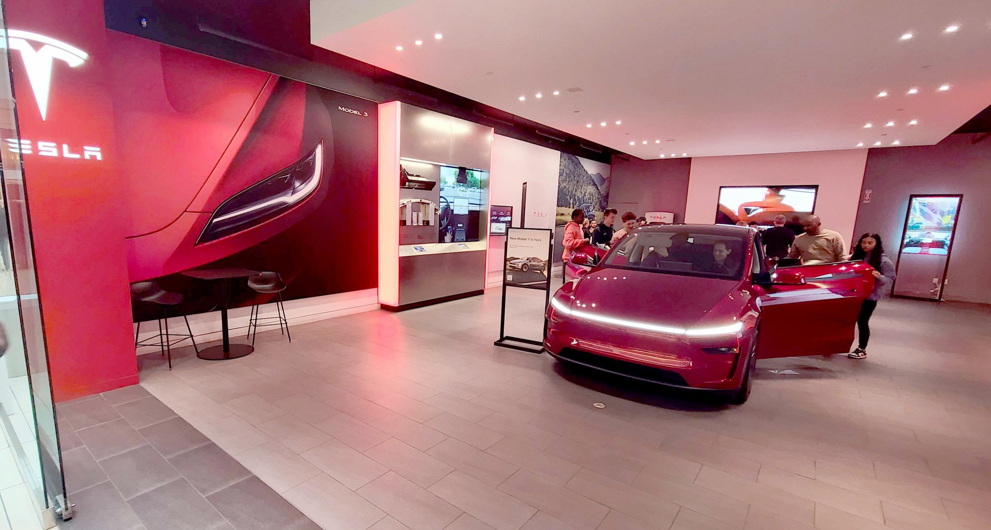 A Tesla showroom showcases a Model Y vehicle. Tesla CEO Elon Musk has previously cited India’s high tariffs as a key obstacle to entering the market. Photo: TNS A Tesla showroom showcases a Model Y vehicle. Tesla CEO Elon Musk has previously cited India’s high tariffs as a key obstacle to entering the market. Photo: TNS