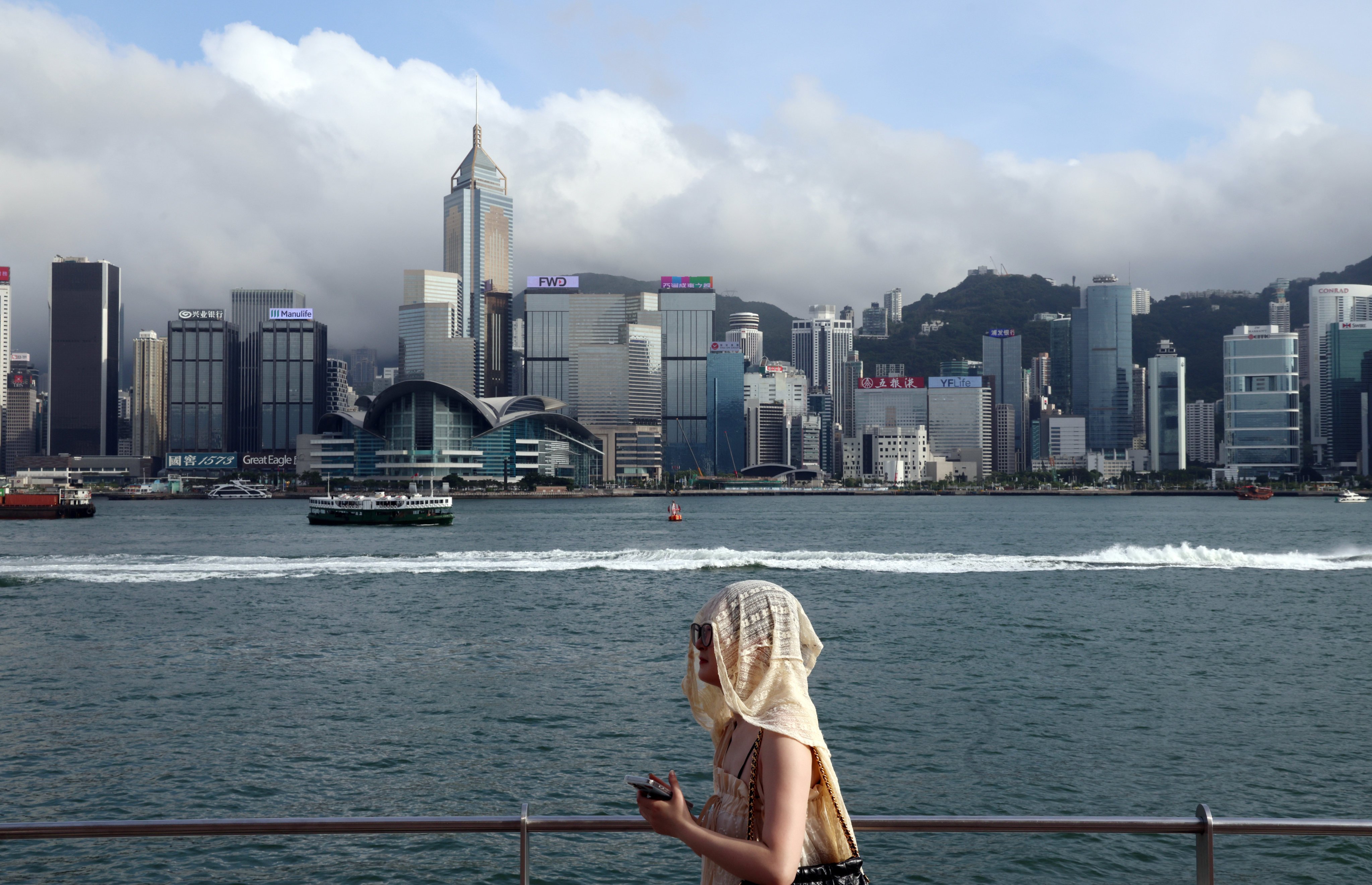 Victoria Harbour in Hong Kong. According to the latest nine-day forecast, temperatures in the coming week are projected to range between 26 and 33 degrees Celsius. Photo: Jelly Tse