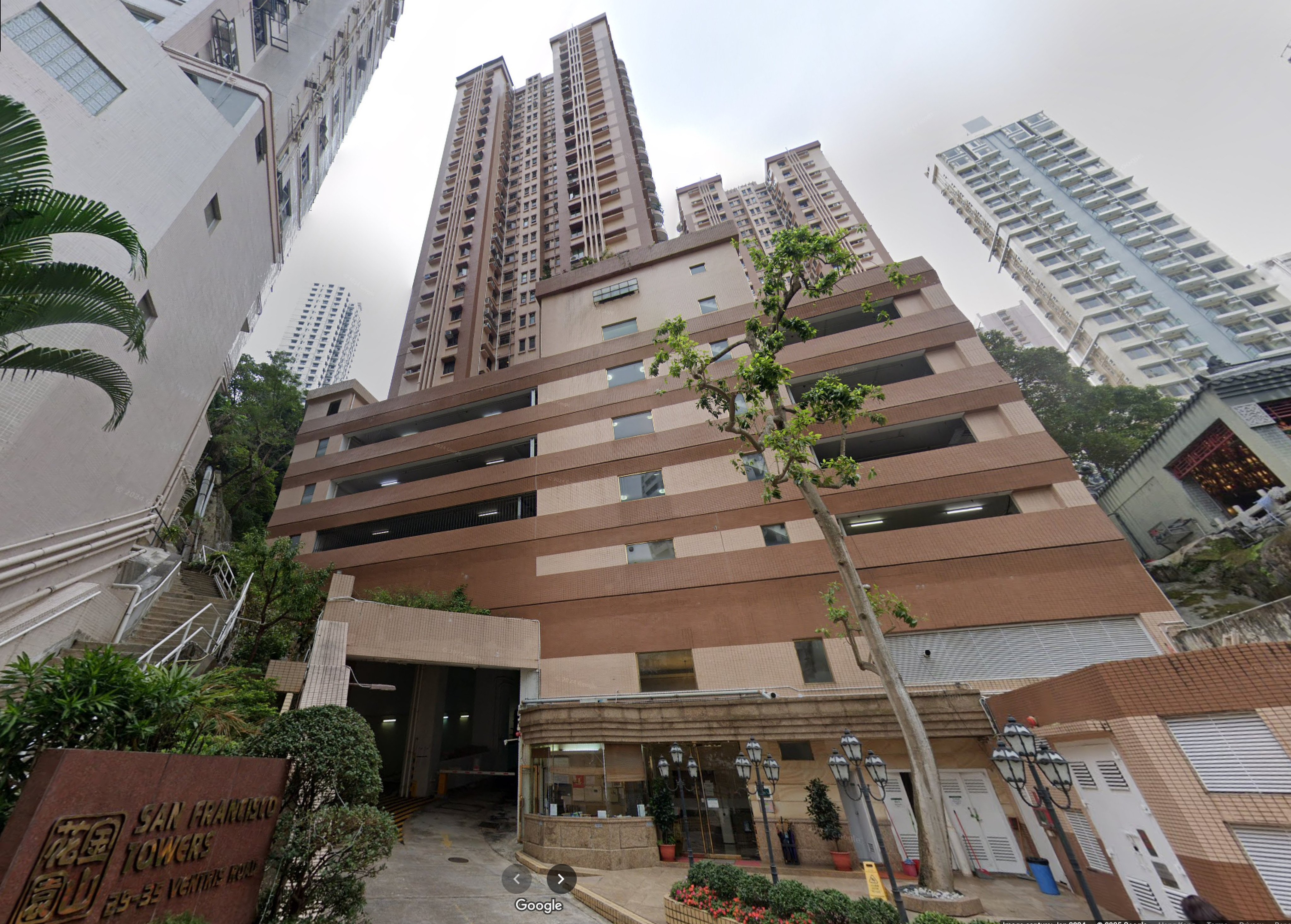 The pool is located at the San Francisco Towers private housing estate in Happy Valley. Photo: Google